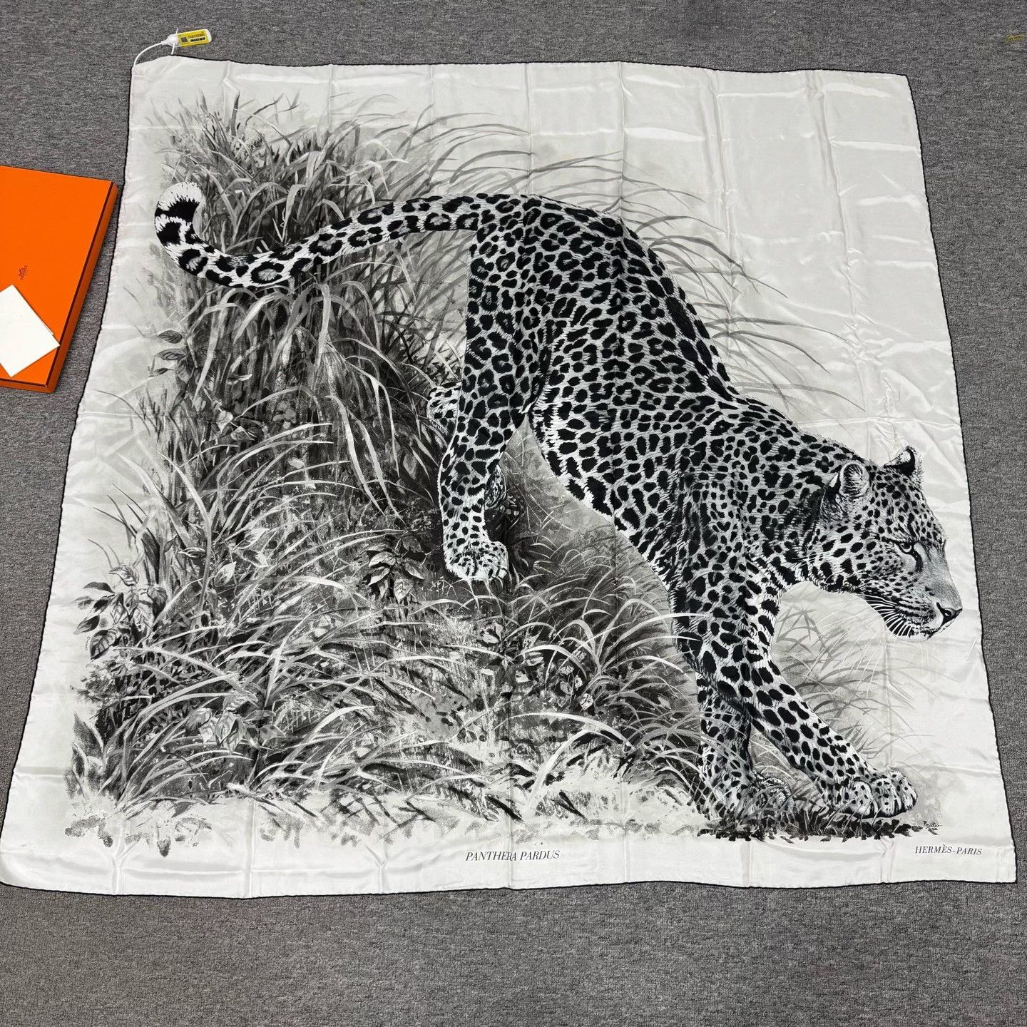 Hermes Hermes Panthera Pardus Silk Scarf Size ONE SIZE - 1 Thumbnail