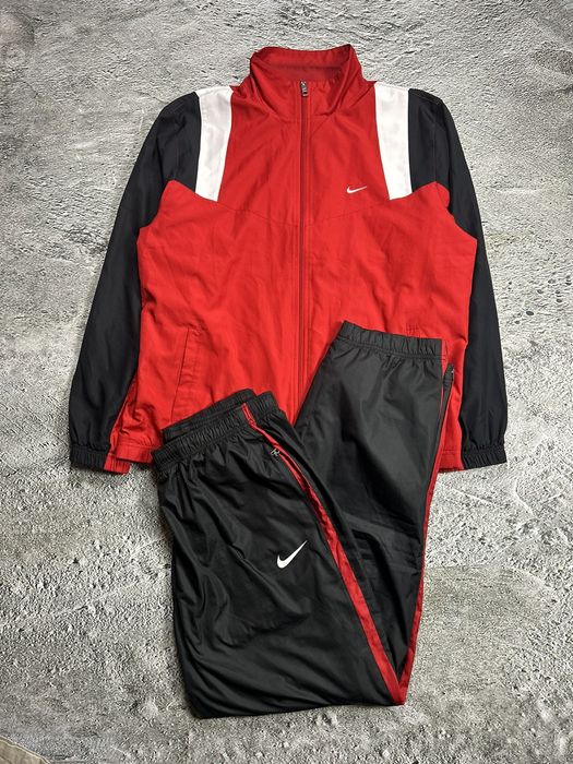 Nike Windrunner track nylon suit