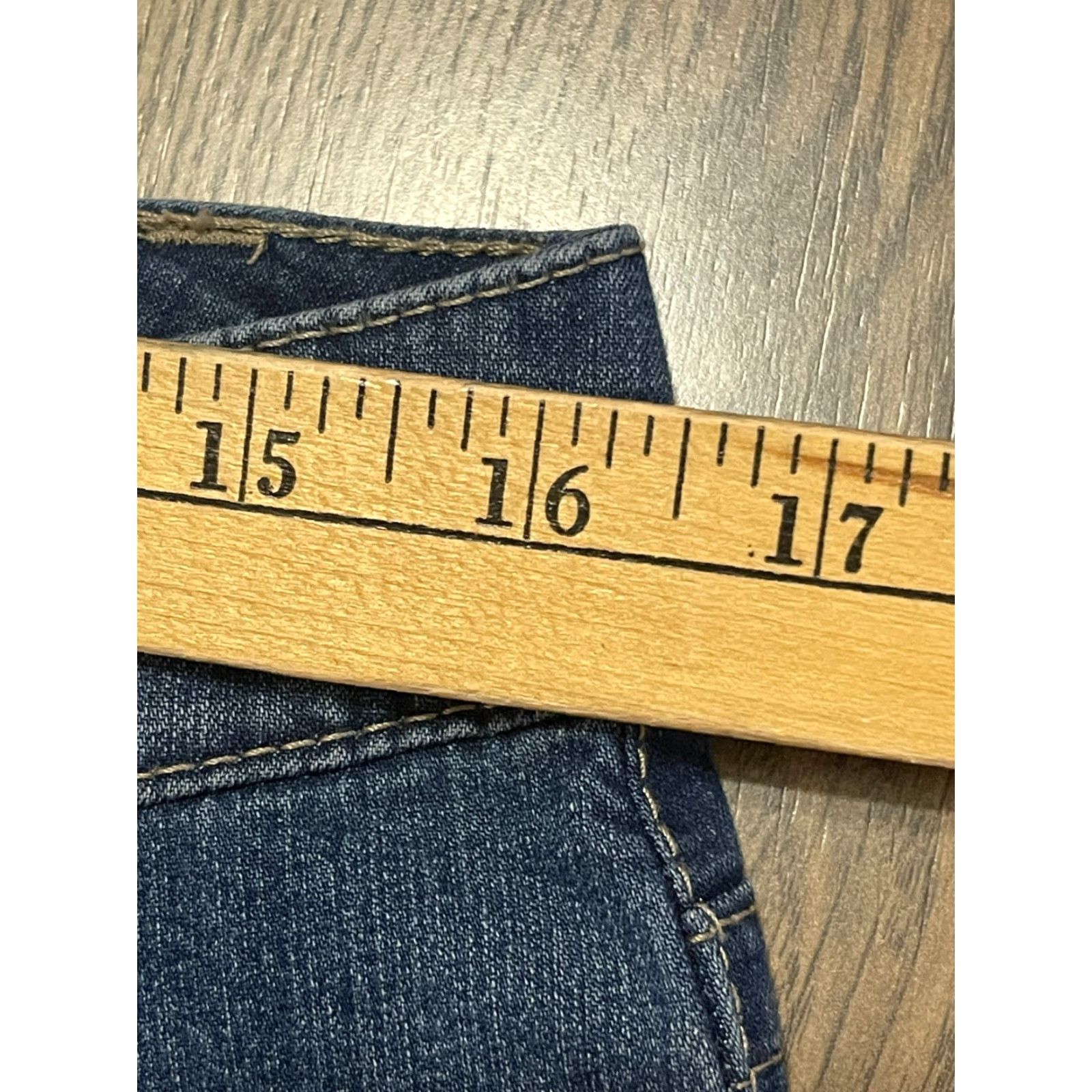 Vintage Sonoma Shorts Womens Size 10 Denim Blue Bermuda Modern Short Casual Regular Fit Front Flat Front Women's Clothing Size 32" / US 10 / IT 46 - 6 Thumbnail