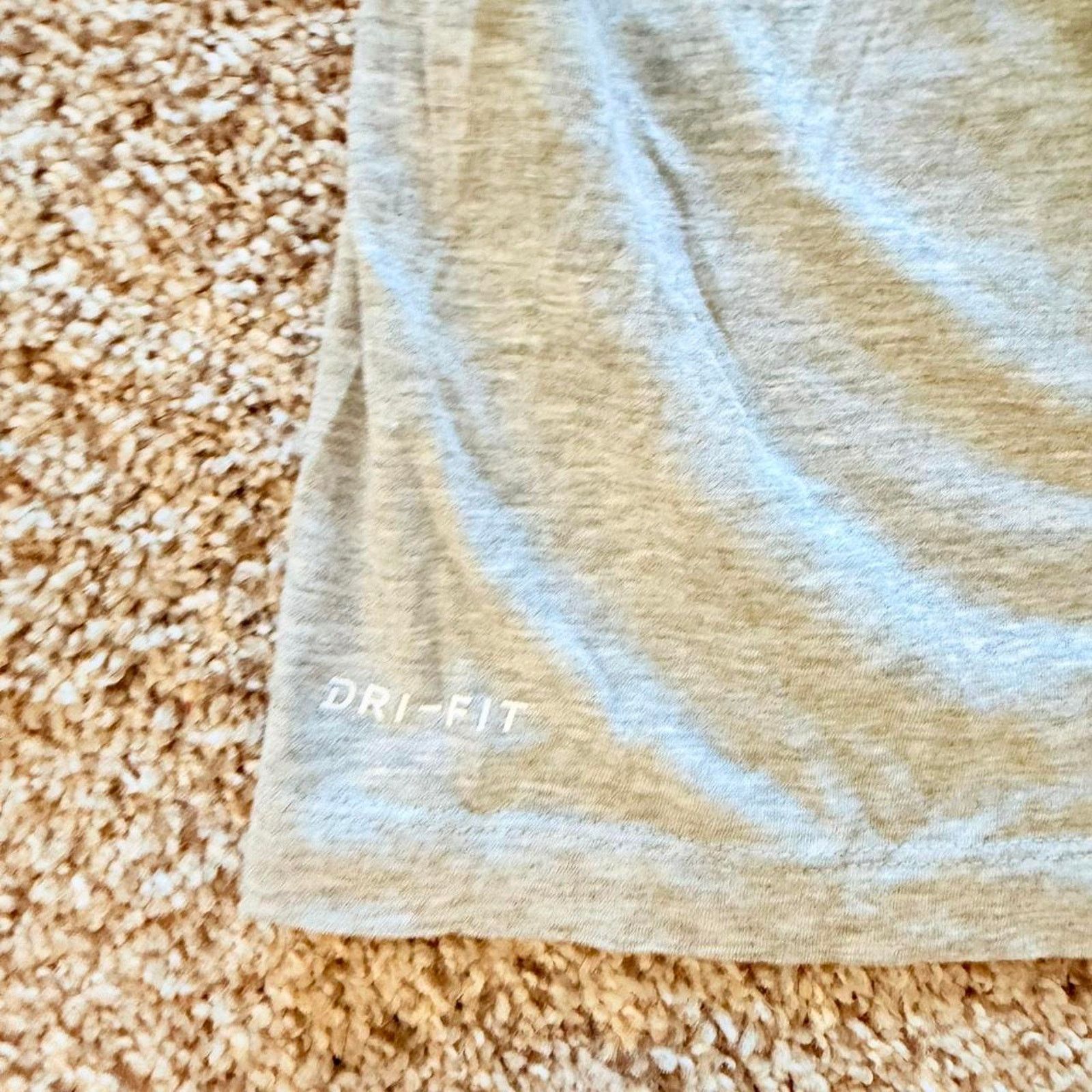 Nike Grey nike long sleeve shirt Size US XXL / EU 58 / 5 - 2 Thumbnail