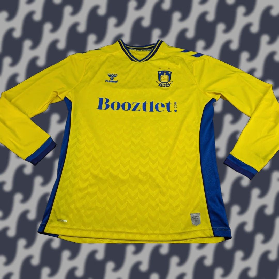 Hummel Hummel Brondby 2022-2023 Joe Bell #6 Football Jersey Mens Size M Home Adult Size US M / EU 48-50 / 2 - 1 Thumbnail
