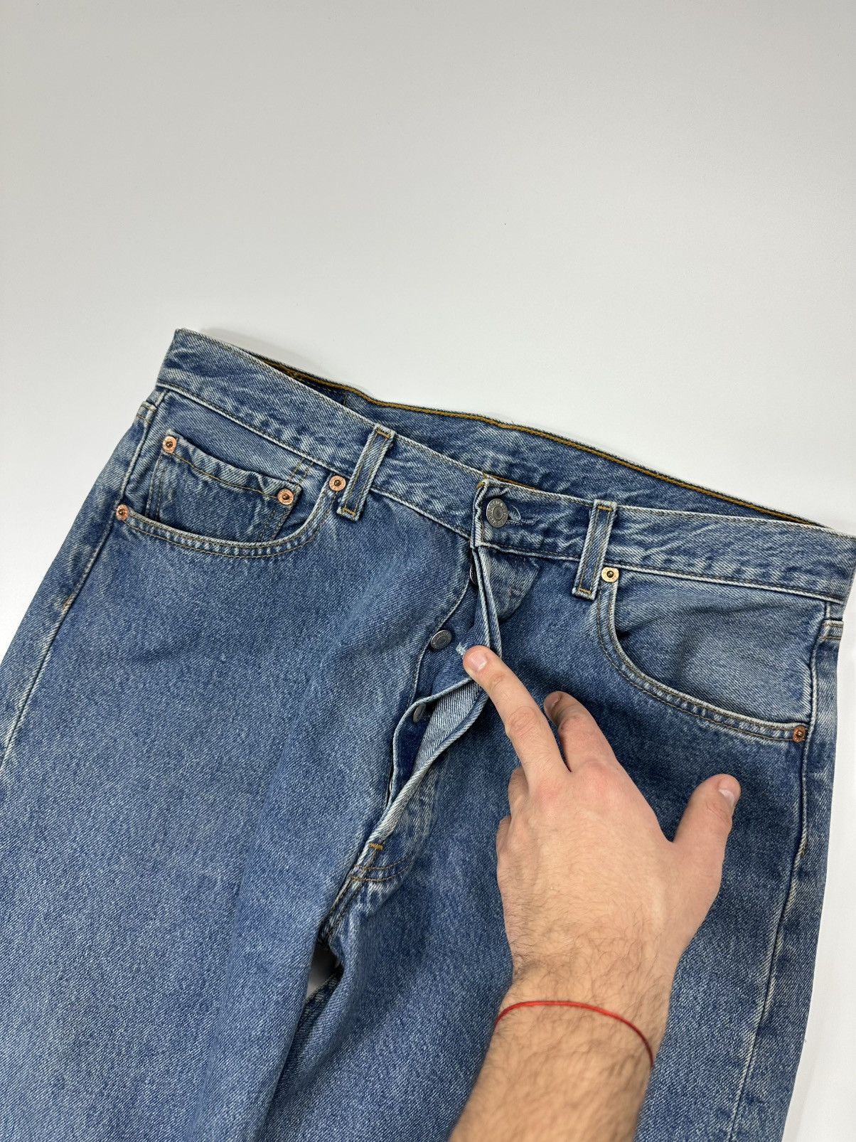 Levi's Vintage Levis 501 Denim Jeans W36 L34 Light Regular Size US 36 / EU 52 - 8 Thumbnail