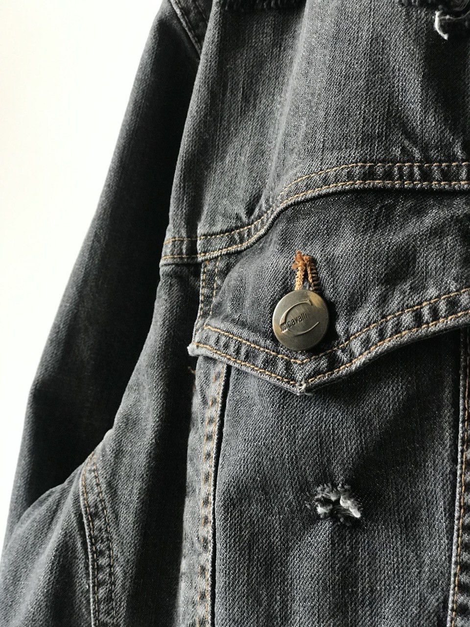 Just Cavalli Just Cavalli Black Washed Denim Jacket Distressed Design Size US XXL / EU 58 / 5 - 4 Thumbnail