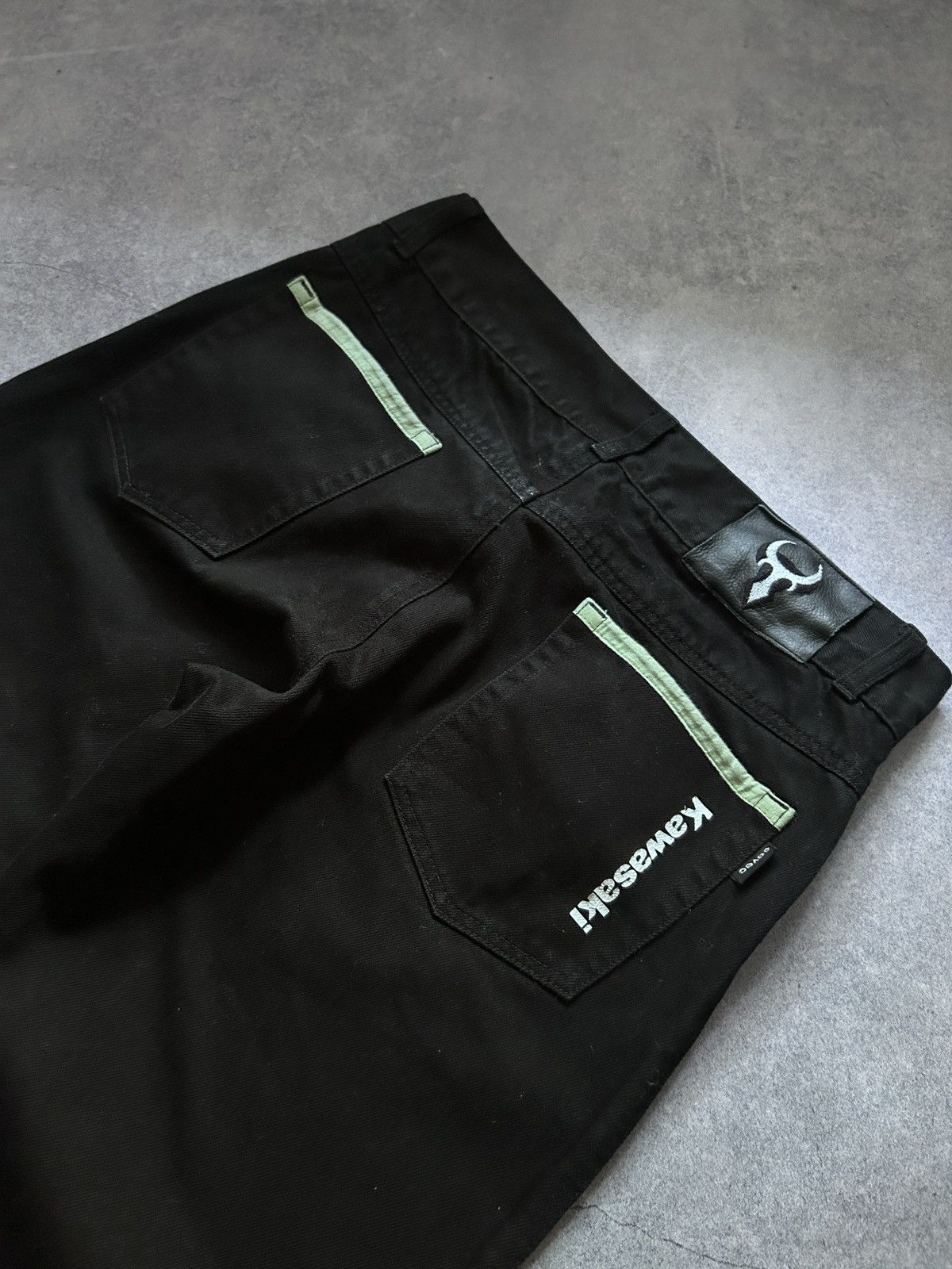 Vintage Kawasaki x Bull It biker denim black baggy jeans Size US 34 / EU 50 - 3 Thumbnail