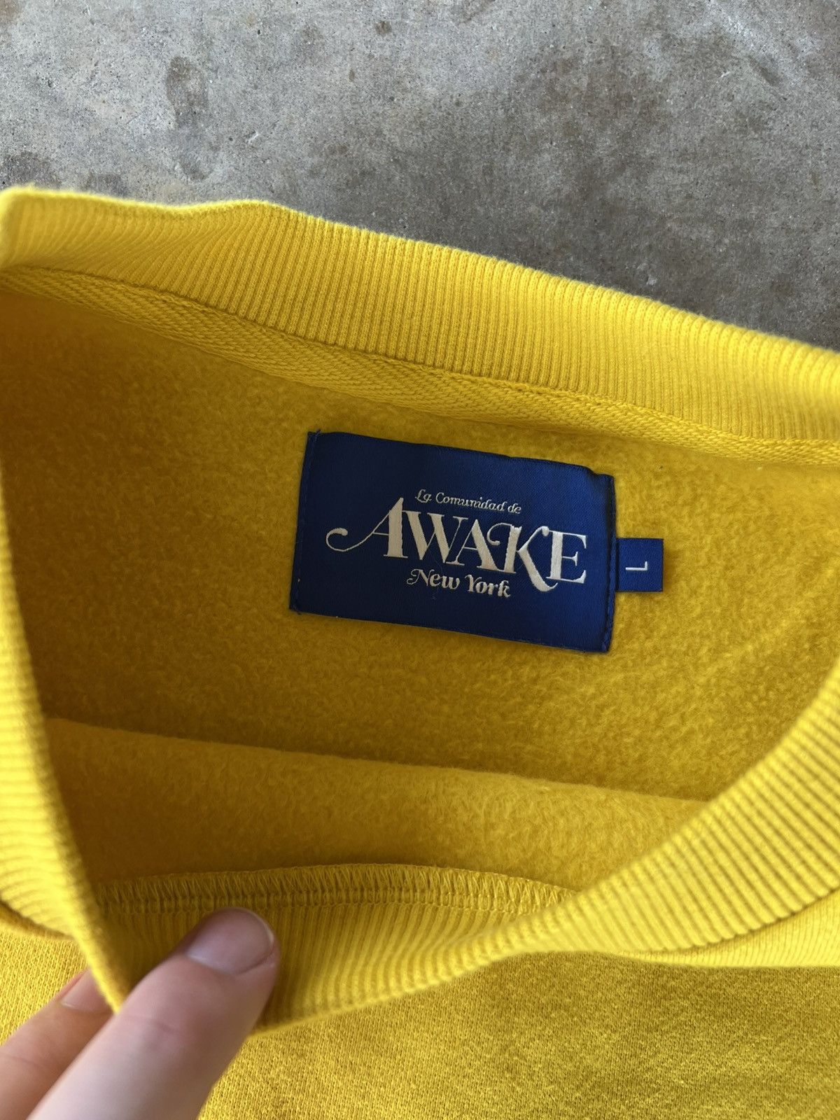 Awake NY RARE AWAKE NY Yellow Essential Sweatshirt Crewneck Size US L / EU 52-54 / 3 - 2 Thumbnail