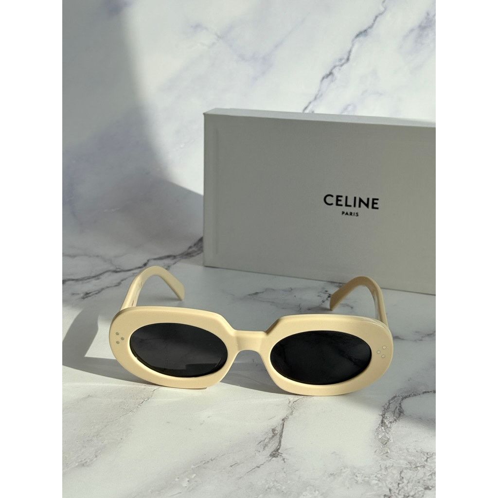 Celine NEW Celine CL40276U Ivory White Bold Oval Sunglasses Size ONE SIZE - 4 Thumbnail