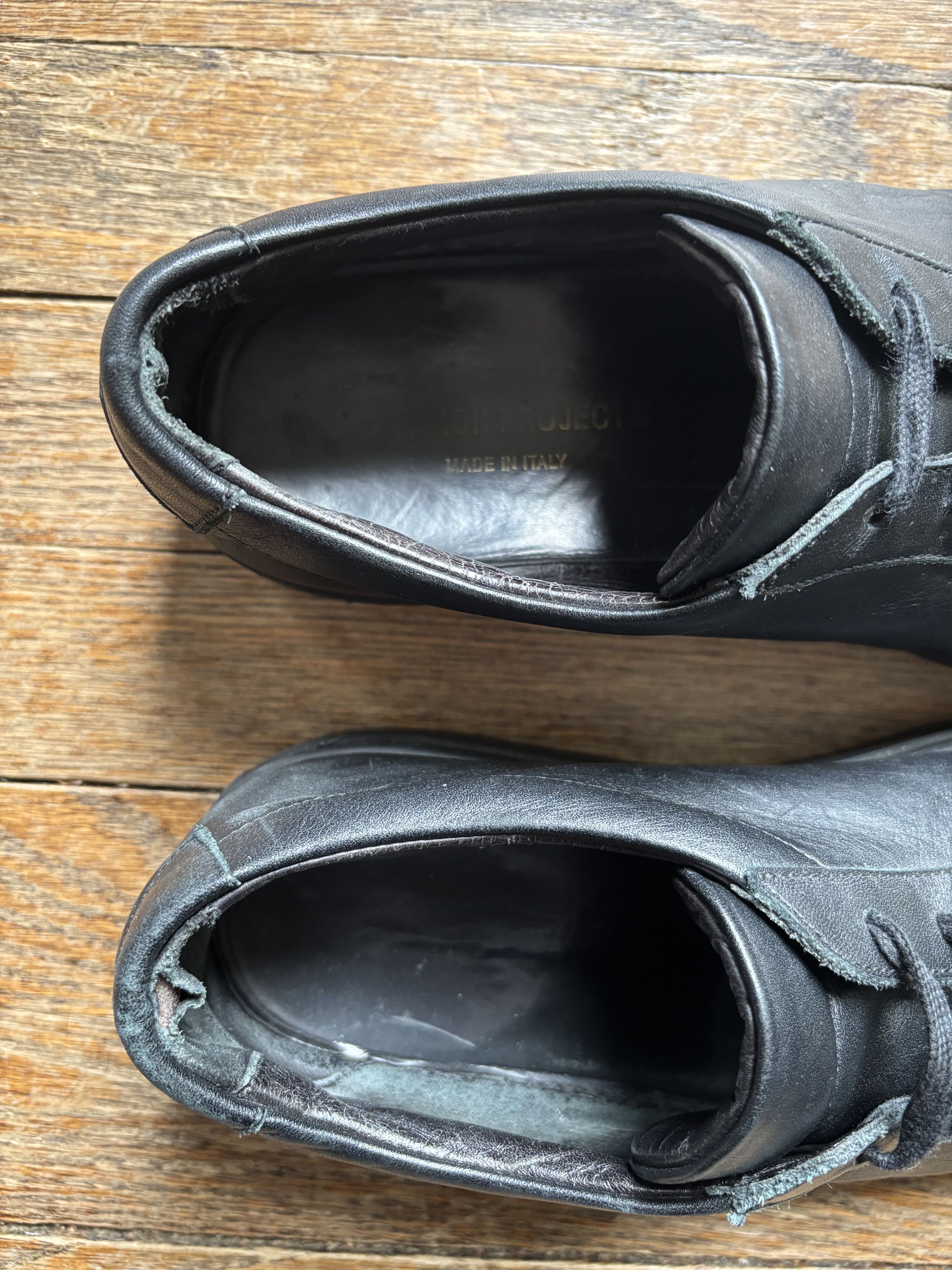 Common Projects Achilles Low - Triple Black Size US 8 / EU 41 - 3 Thumbnail