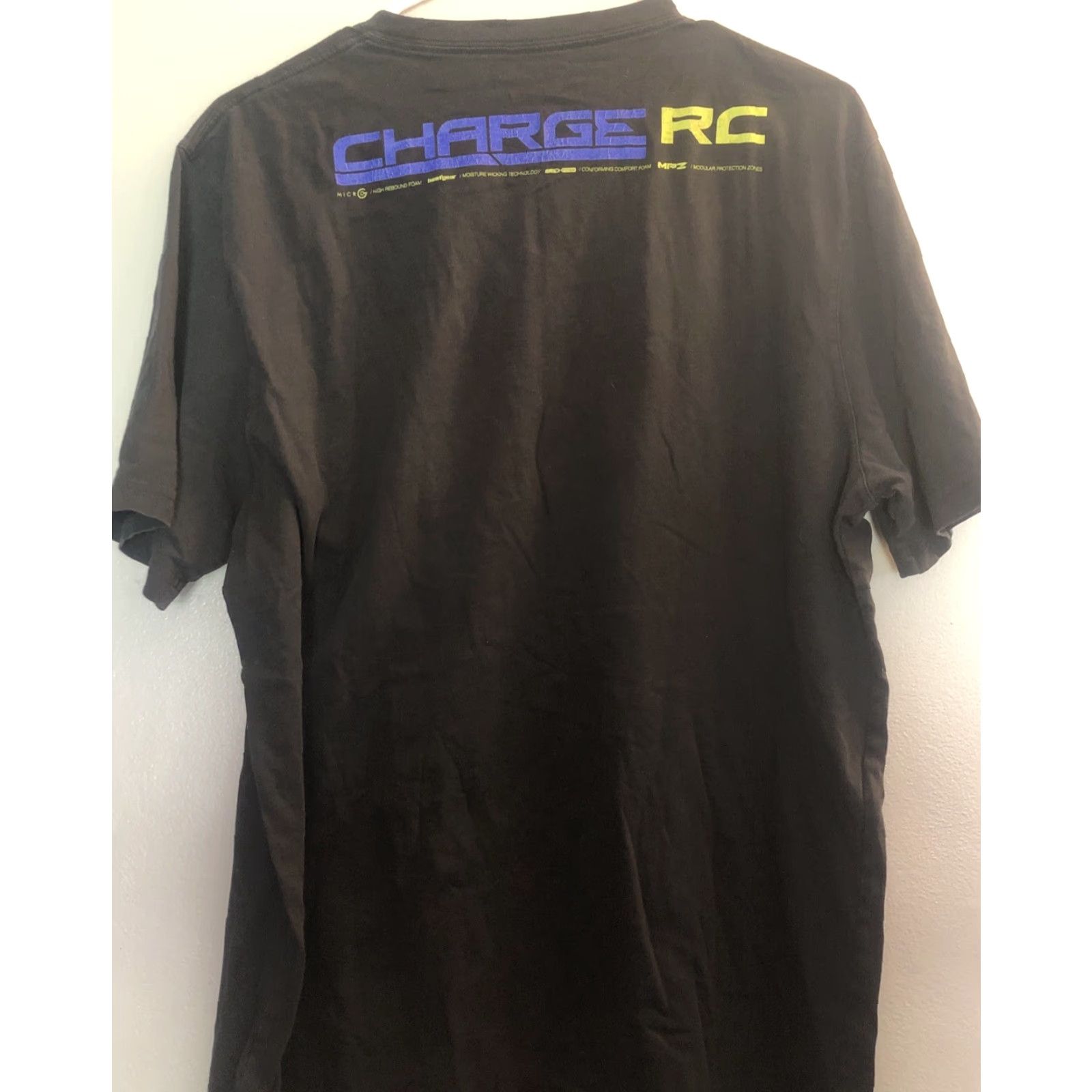 Under Armour Under Armour Mens Short Sleeve Shirt XL Crew Neck Logo Solid Multicolor T-Shirt Sports Casual Easy Care All Seasons Logo 2000s? Size US XL / EU 56 / 4 - 4 Thumbnail