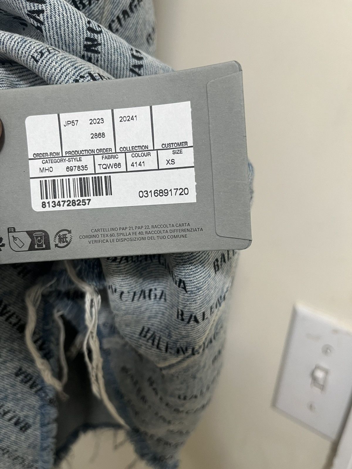 Balenciaga Balenciaga Shorts Sz XS Size US 29 - 10 Thumbnail