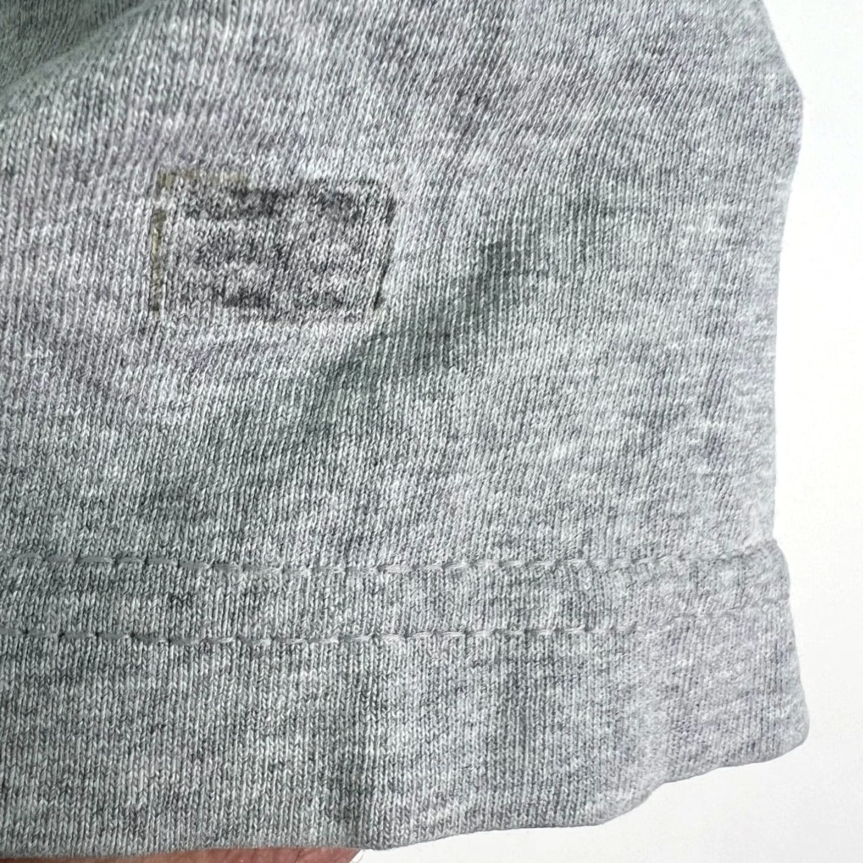 Tommy Hilfiger VINTAGE Tommy Hilfiger Tommy Jeans SHIRT Adult L Gray 90s USA Logo Graphic Print Mens Size US L / EU 52-54 / 3 - 6 Thumbnail
