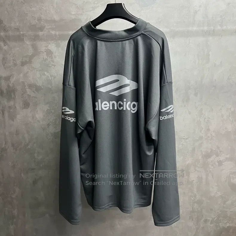 Balenciaga Balenciaga Gray Pattern V-Neck Casual Loose Ski Jacket Lon Size US M / EU 48-50 / 2 - 2 Thumbnail