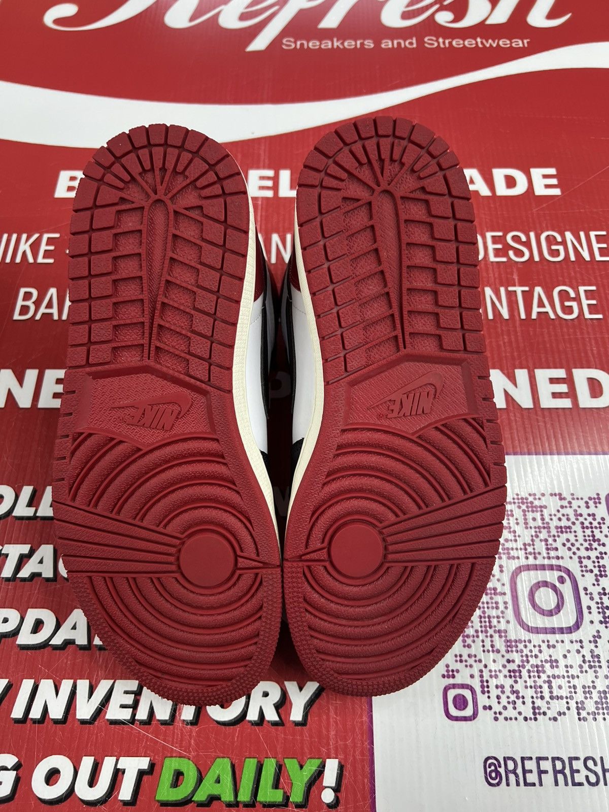 Jordan Brand Air Jordan 1 Black Toe Reimagined Size 8 Size US 8 / EU 41 - 6 Thumbnail