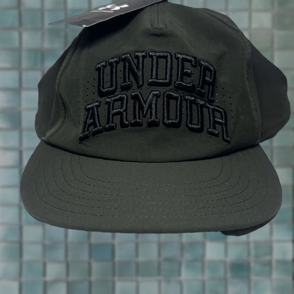 Under Armour Under Armour SnapBack Cap Hat Unisex Adults One Size Multicolor Hunter Green Black Embroidered Adjustable 95% Nylon Cap Hat Size ONE SIZE - 1 Thumbnail