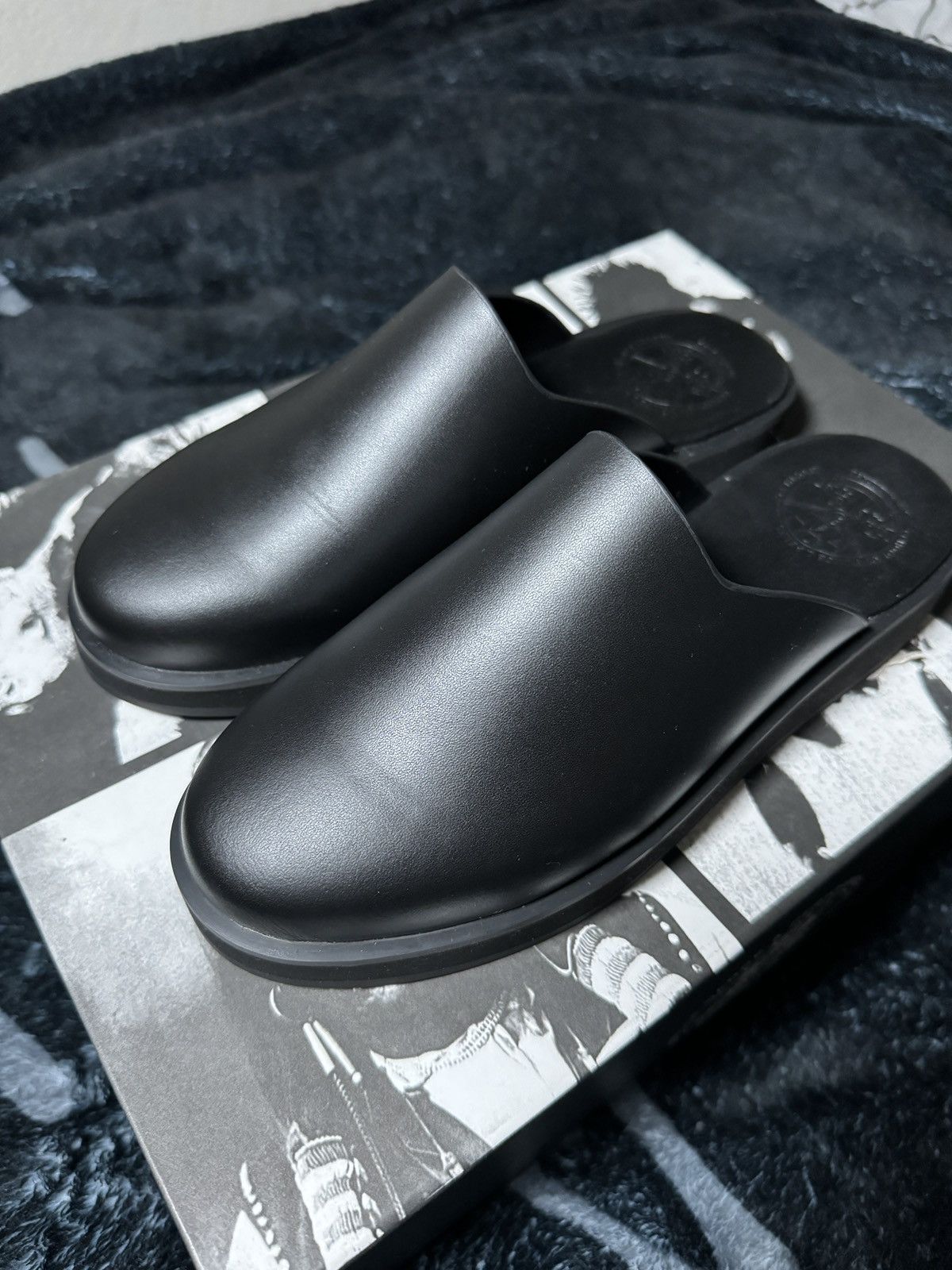 image of Basketcase Gallery Mule Shoes in Black, Men's (Size 6)