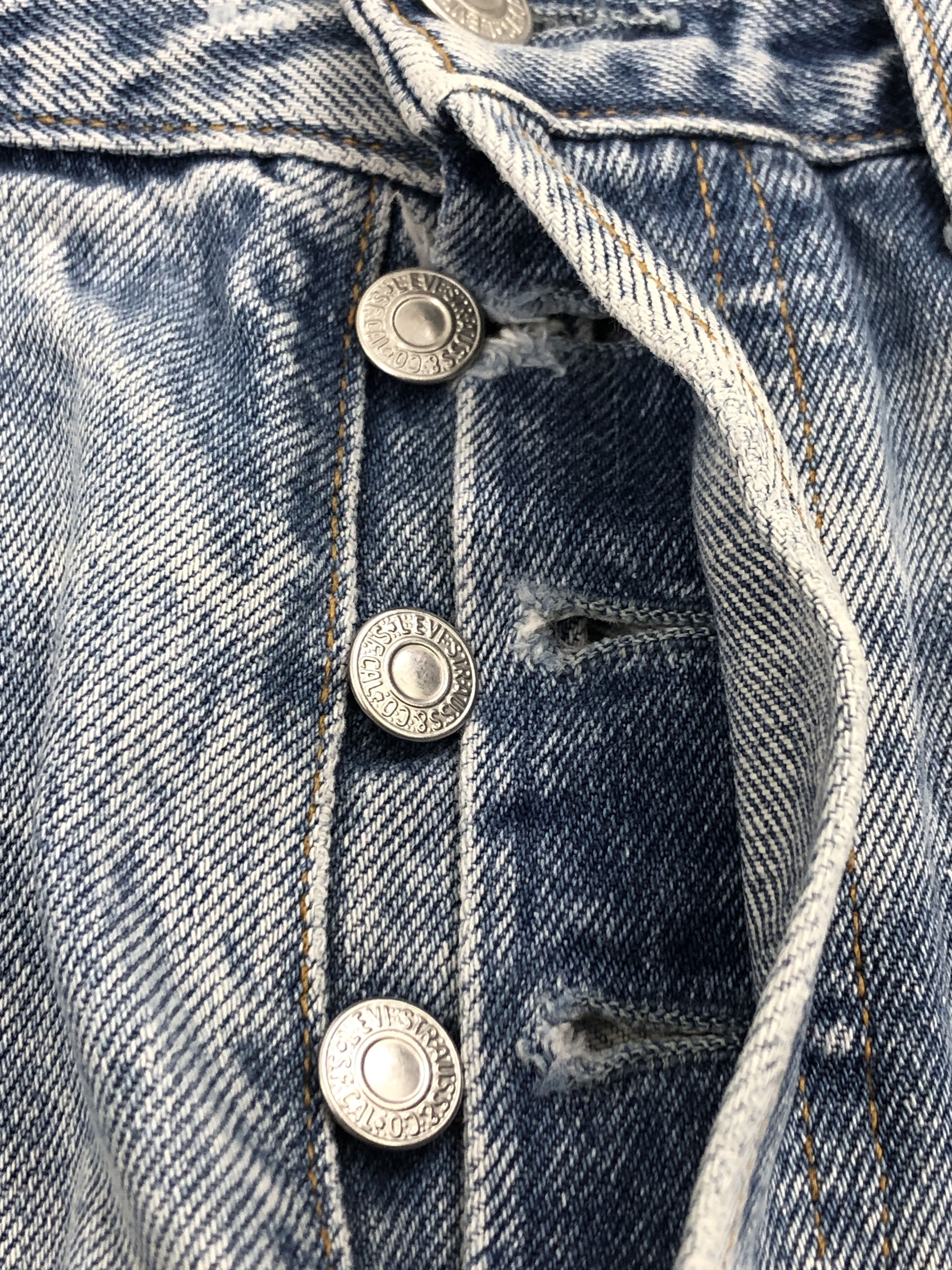 Levi's × Vintage Vintage 90s Levis 501 Light Washed Denim Jeans Size US 33 - 13 Thumbnail