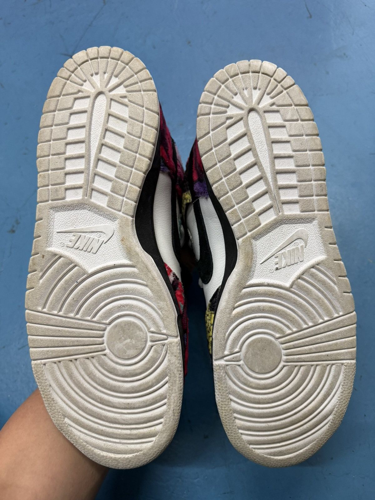 Nike NIKE SB PREMIUM HUXTABLE Size US 12 / EU 45 - 4 Thumbnail