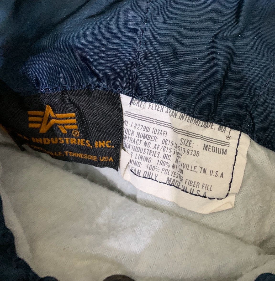 Alpha Industries VINTAGE 1990s USAF MA 1 FLIGHT BOMBER JACKET REVERSIBLE Size US M / EU 48-50 / 2 - 11 Thumbnail