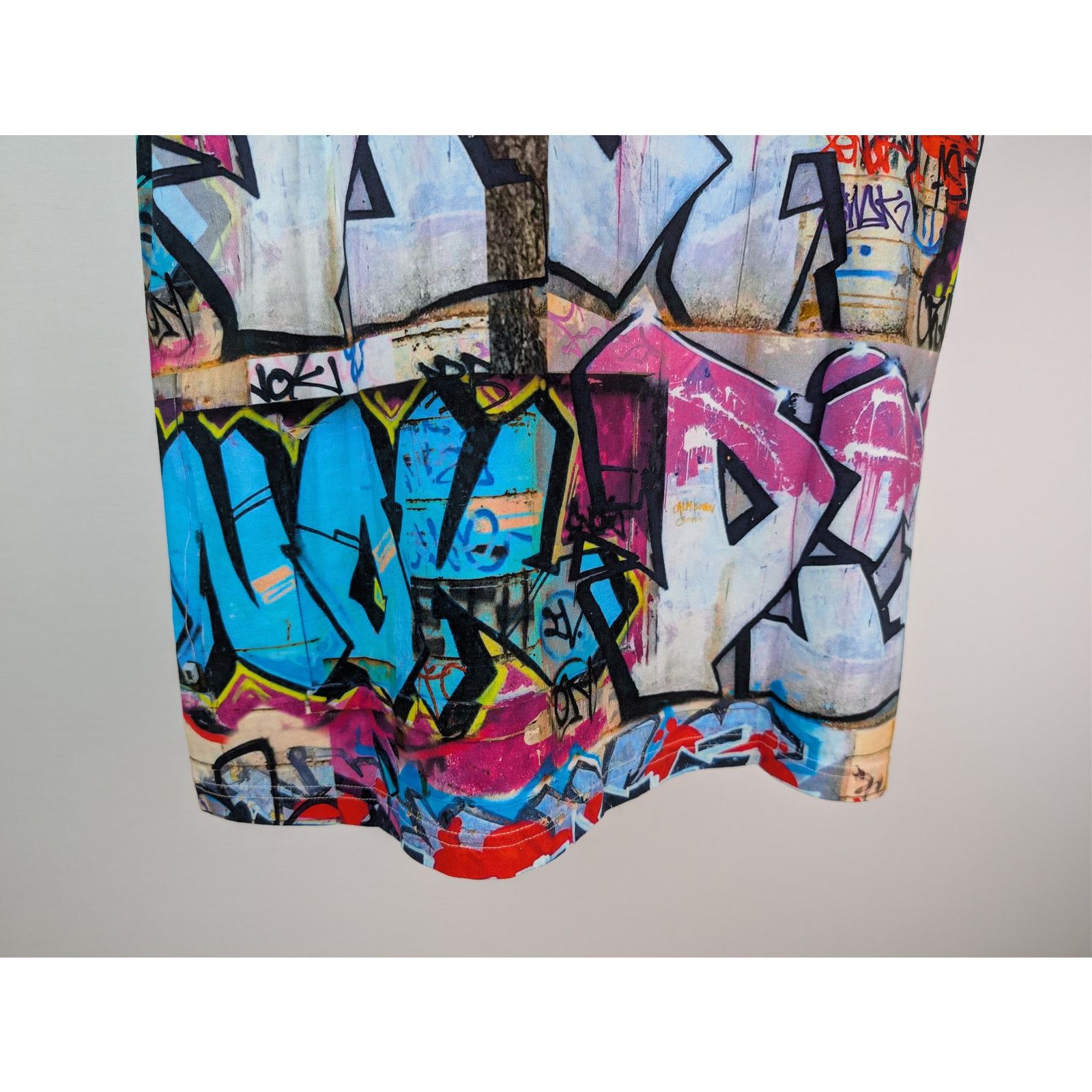 Vivienne Westwood o1rshd1 Classic Graffiti Print T-Shirt in Multiolor Size US M / EU 48-50 / 2 - 12 Thumbnail