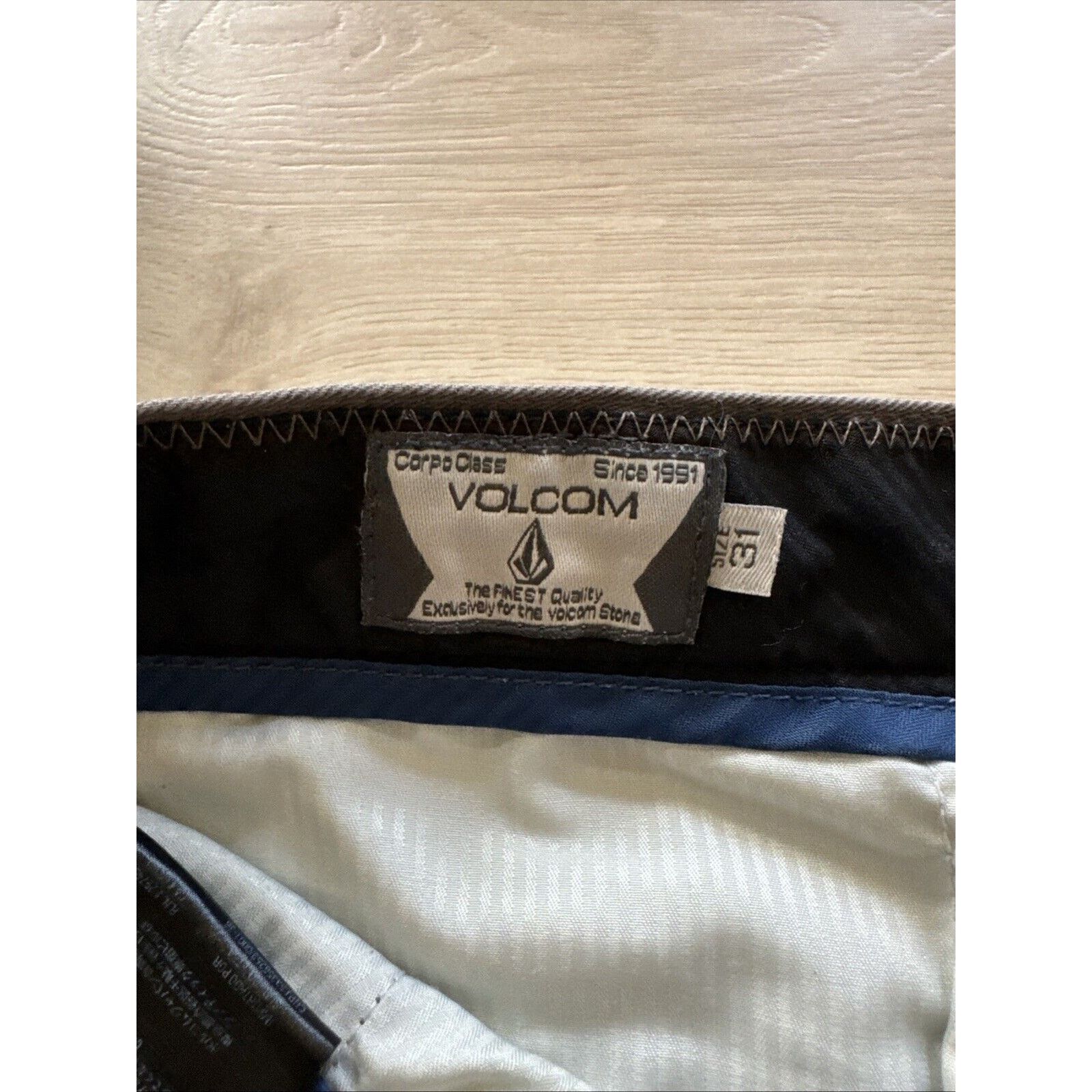 Volcom Men’s Brown Volcom Shorts Size 31 Size US 31 - 3 Thumbnail