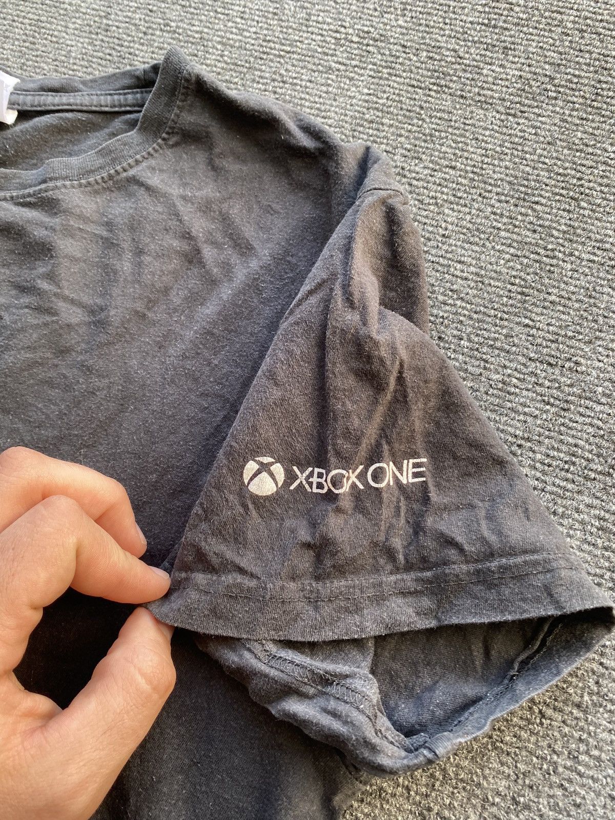 Other 🔥Halo 5 Xbox One black faded tee mens L rare Size US L / EU 52-54 / 3 - 5 Thumbnail