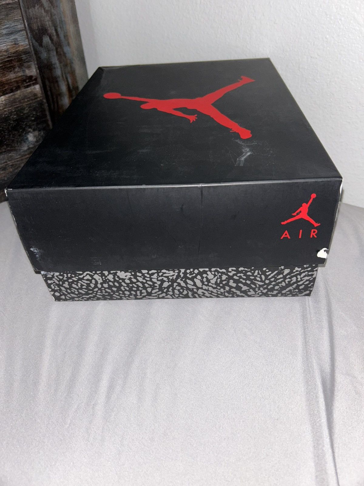 Jordan Brand Air Jordan 3 Retro “Fire Red” Size US 7 / EU 40 - 5 Thumbnail