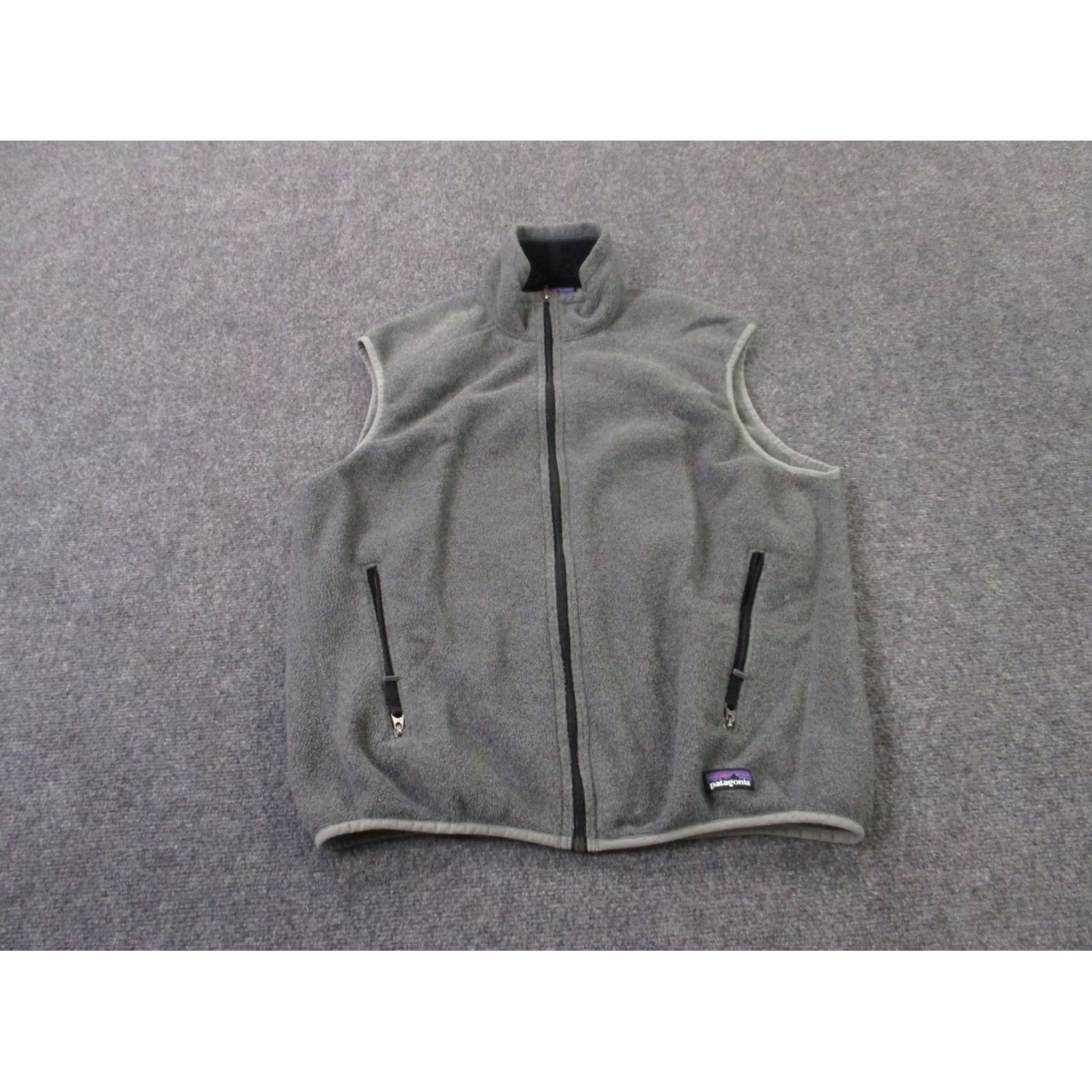 Patagonia Patagonia Sweater Mens M Gray Vest Jacket Men Fleece Synchilla Camping Hiking Outdoor Size US M / EU 48-50 / 2 - 2 Thumbnail