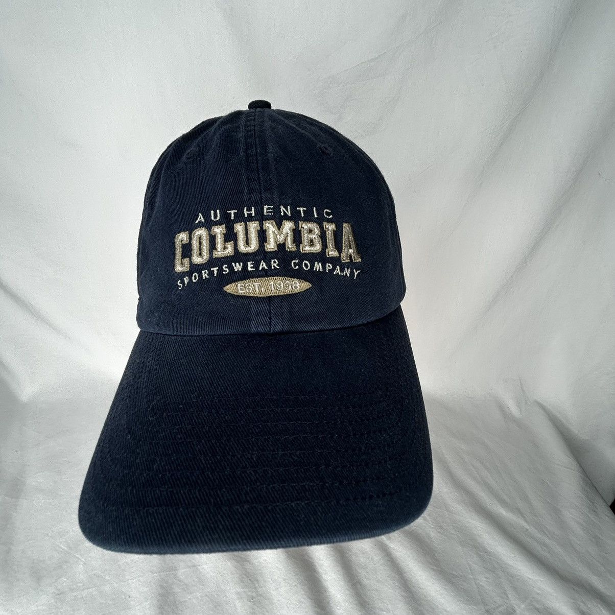 Columbia Columbia Vtg Y2K Navy Blue Embroidered Strapback Hat Size ONE SIZE - 1 Thumbnail