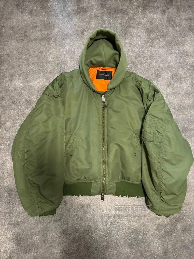 Balenciaga Balenciaga 24Fall Hooded Bomber Jacket . Size US XS / EU 42 / 0 - 1 Thumbnail