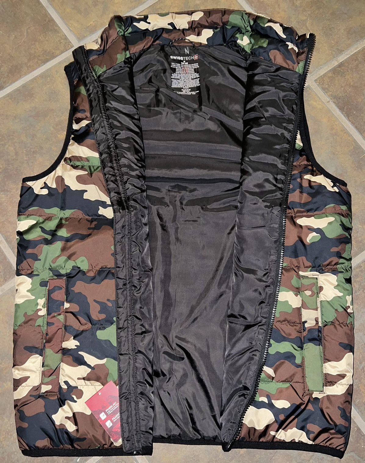 Swissgear SWISSTECH PUFFER CAMO VEST Size US M / EU 48-50 / 2 - 6 Thumbnail