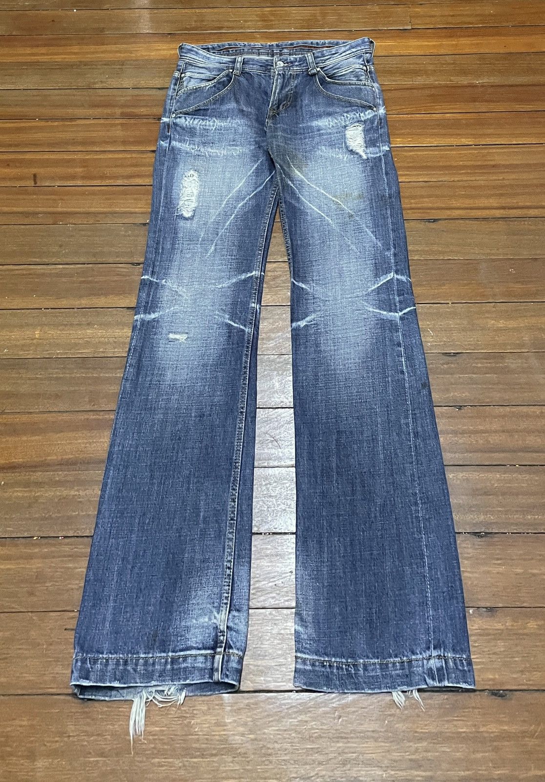 Nicole Club Rare Design Vintage Brand Nicole Club Distressed Jeans 1990s Size US 33 - 1 Thumbnail