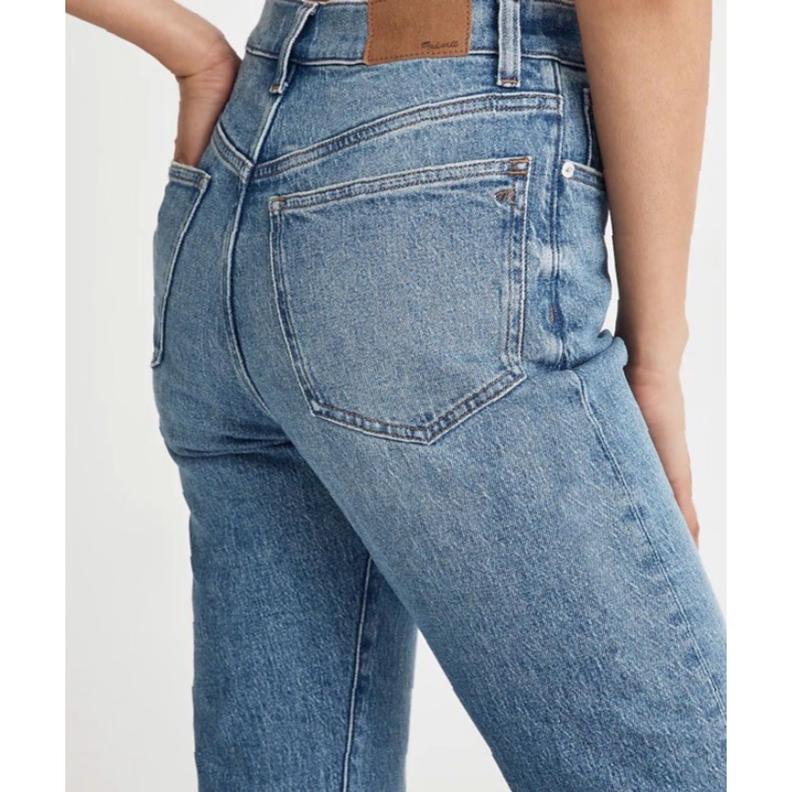 Madewell Madewell Petite 90s Straight Jeans Enmore Wash Size 32P Medium Wash Blue Womens Size 24" / US 00 / IT 34 - 2 Thumbnail