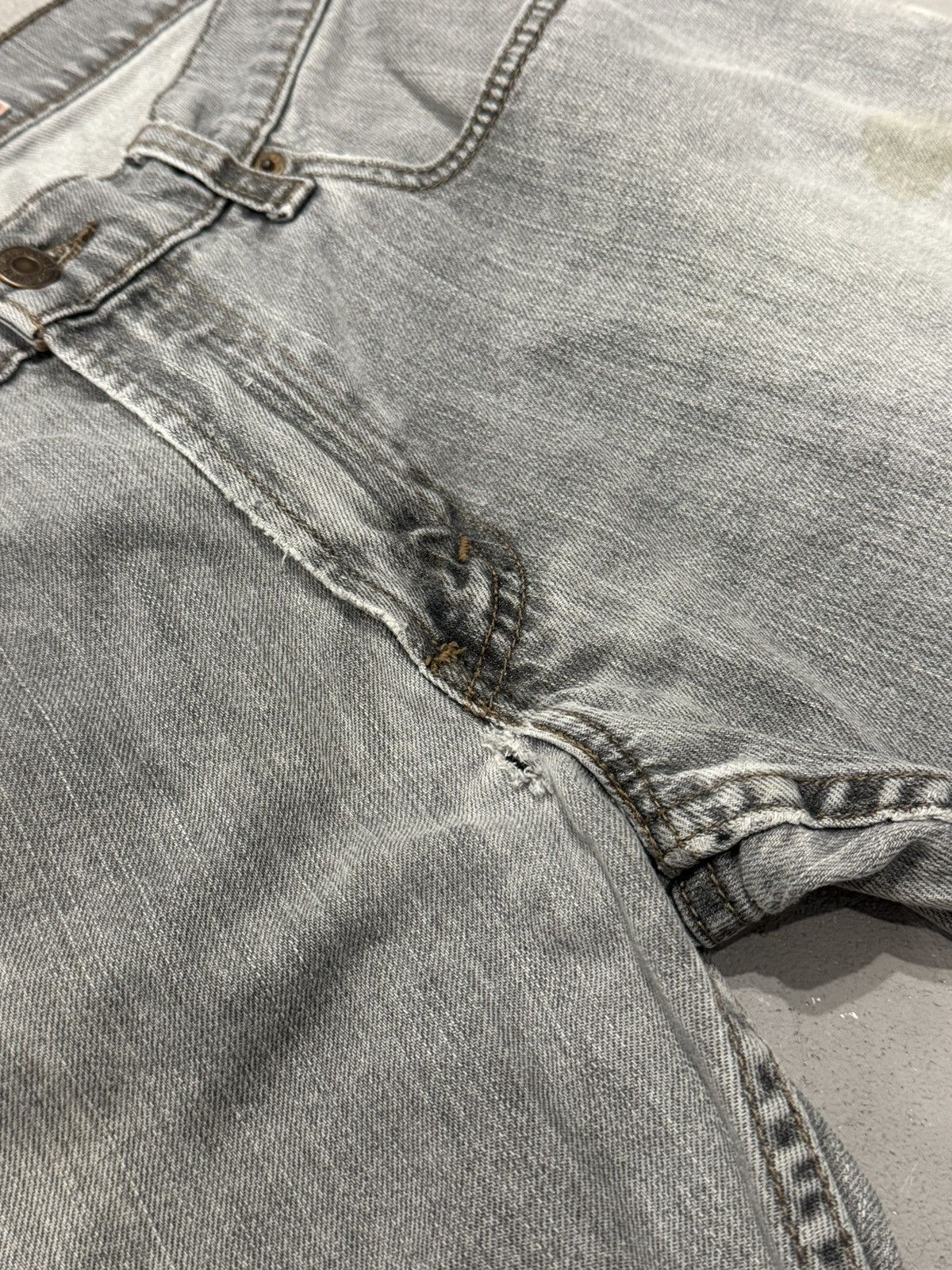 Levi's Levis Low BootCut Distressed Denim Size US 33 - 8 Thumbnail