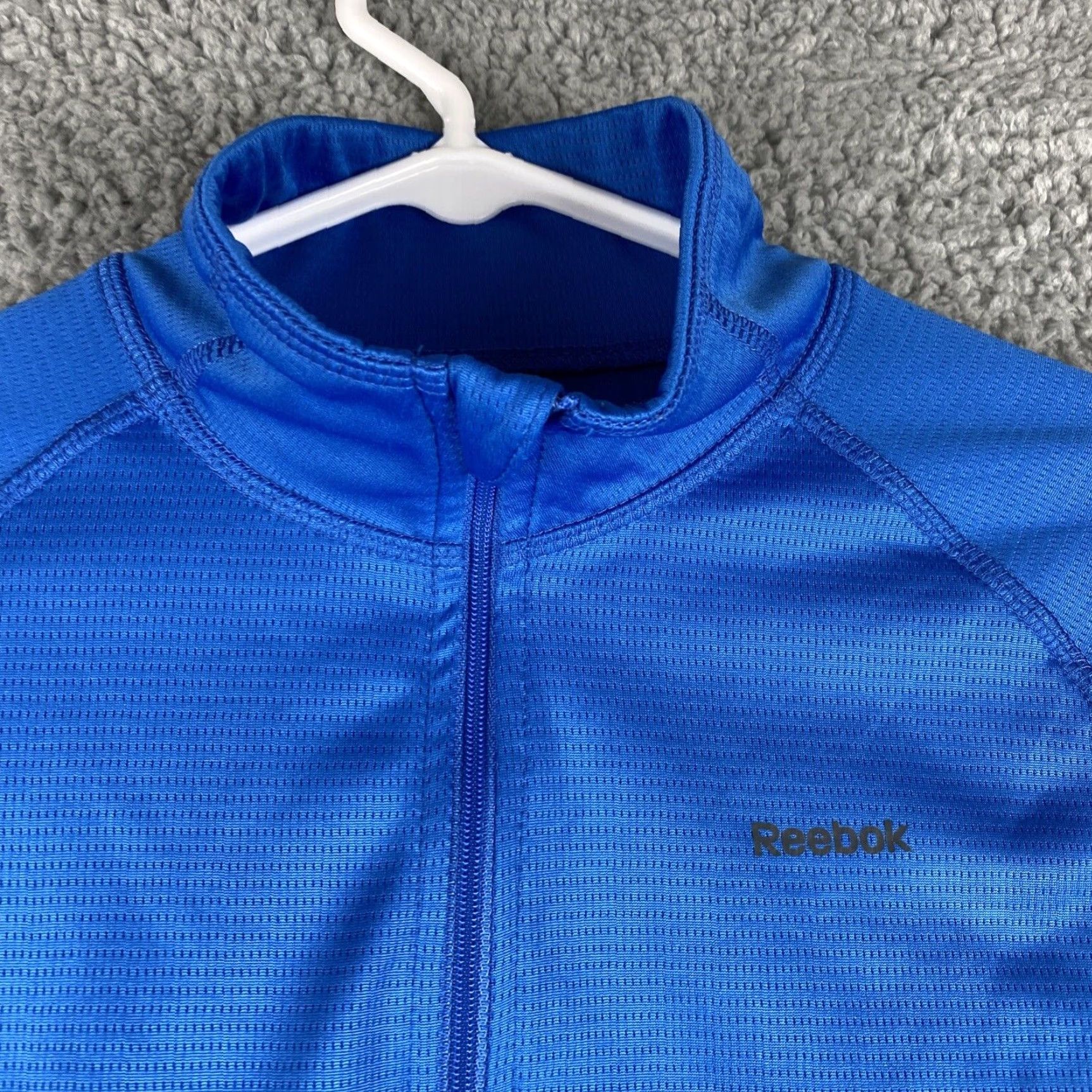 Reebok Reebok Womens Medium 1/4 Zip Running Shirt Stretch Top Thumbhole Blue 38-51 Size M / US 6-8 / IT 42-44 - 4 Thumbnail