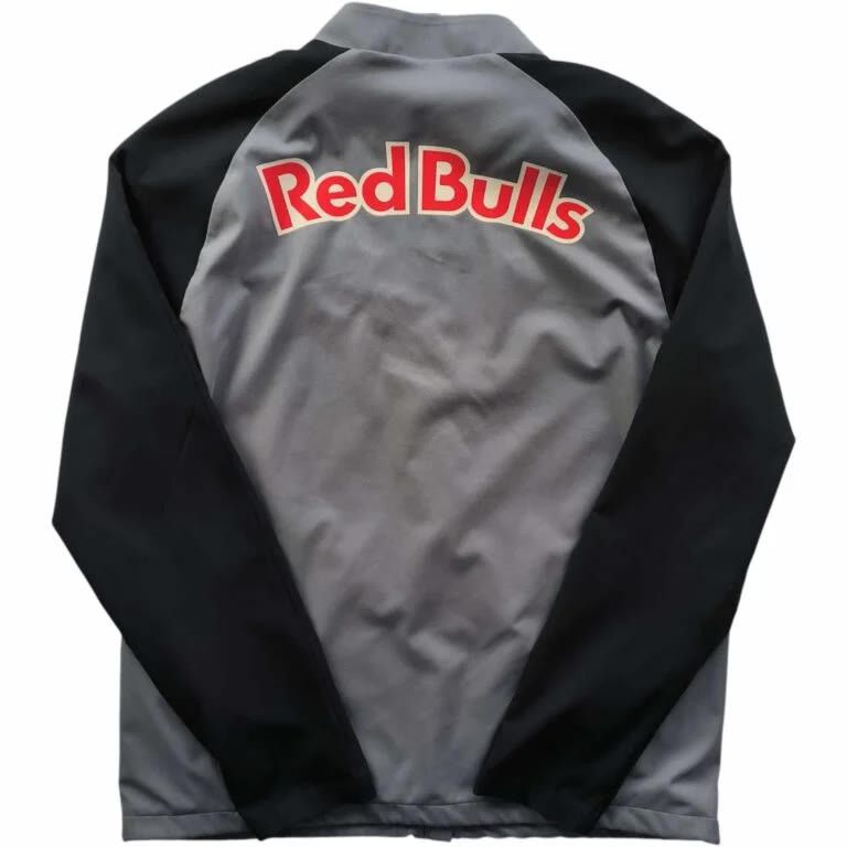 Warrior Red Bull Salzburg 2019-20 Warrior top size L Size US L / EU 52-54 / 3 - 2 Thumbnail