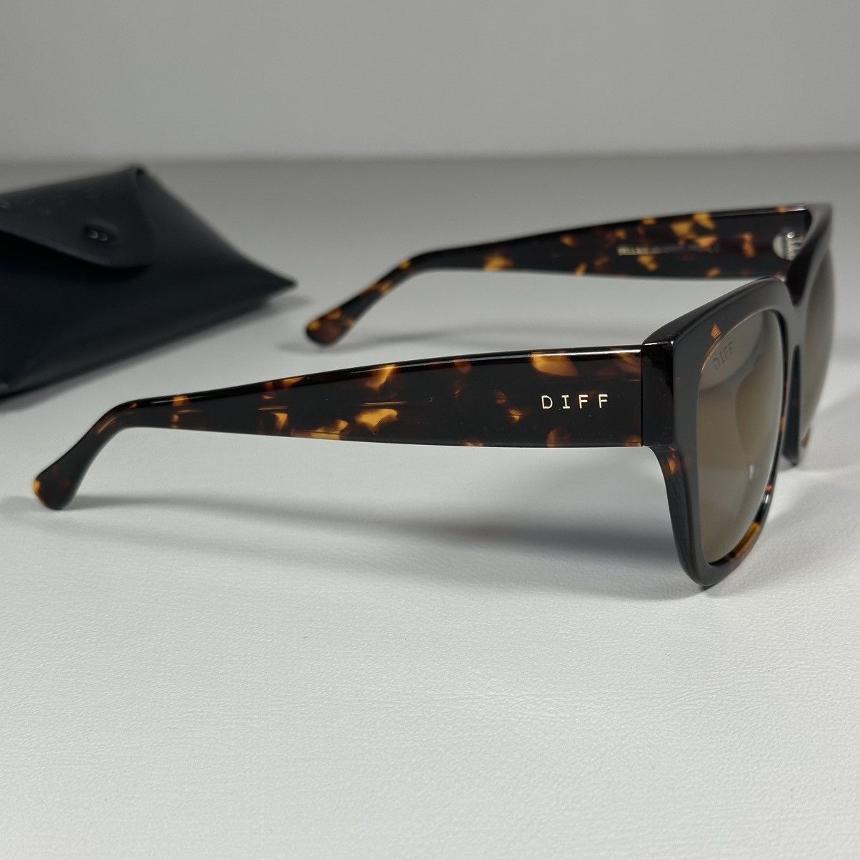 Other DIFF Bella II DI-GM171 Squared Tortoise Sunglasses Size ONE SIZE - 4 Thumbnail