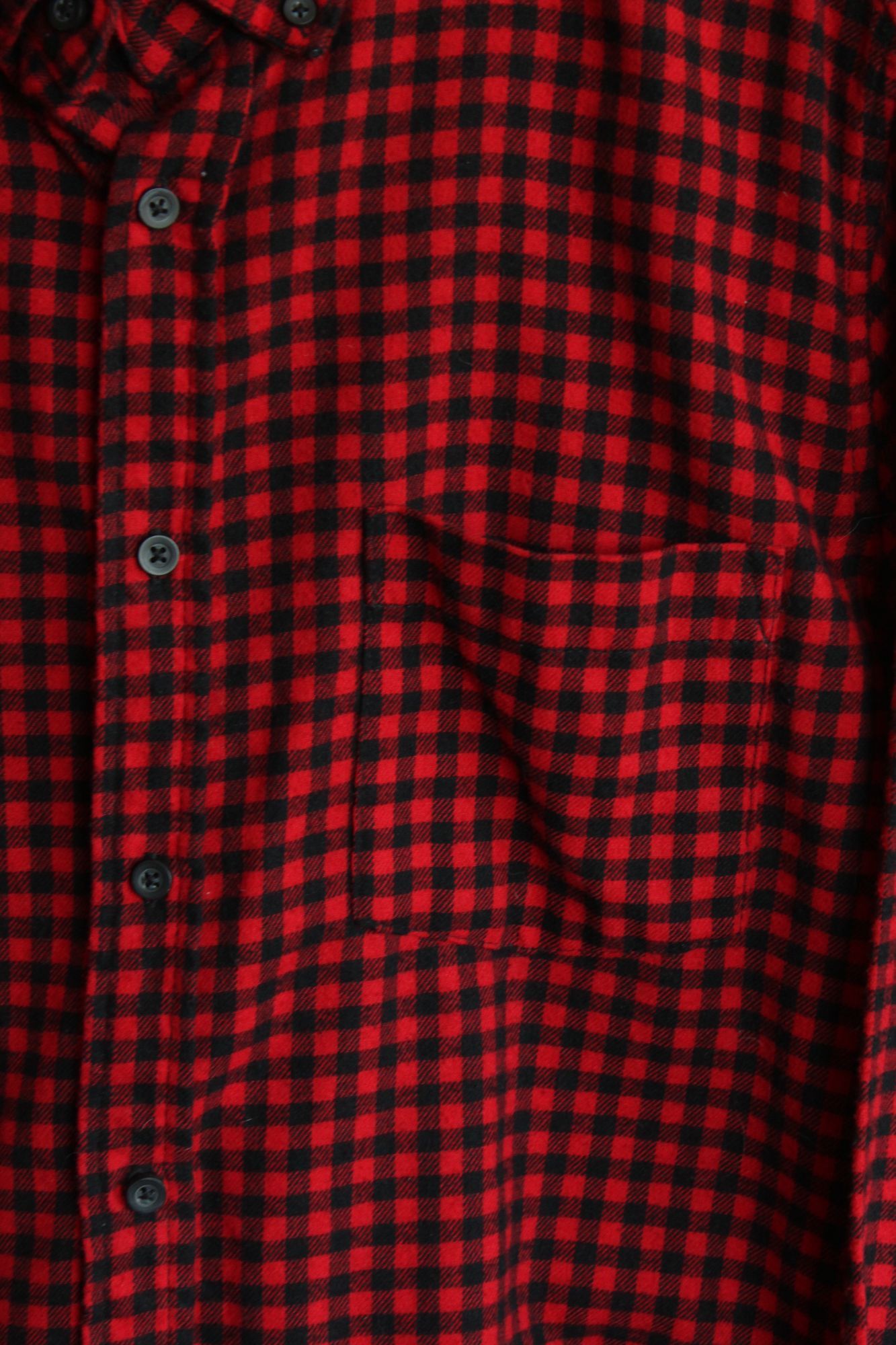 Other Goodfellow & Co Mens, Size L, Red & Black Plaid Button-Up Fl Size US L / EU 52-54 / 3 - 4 Thumbnail