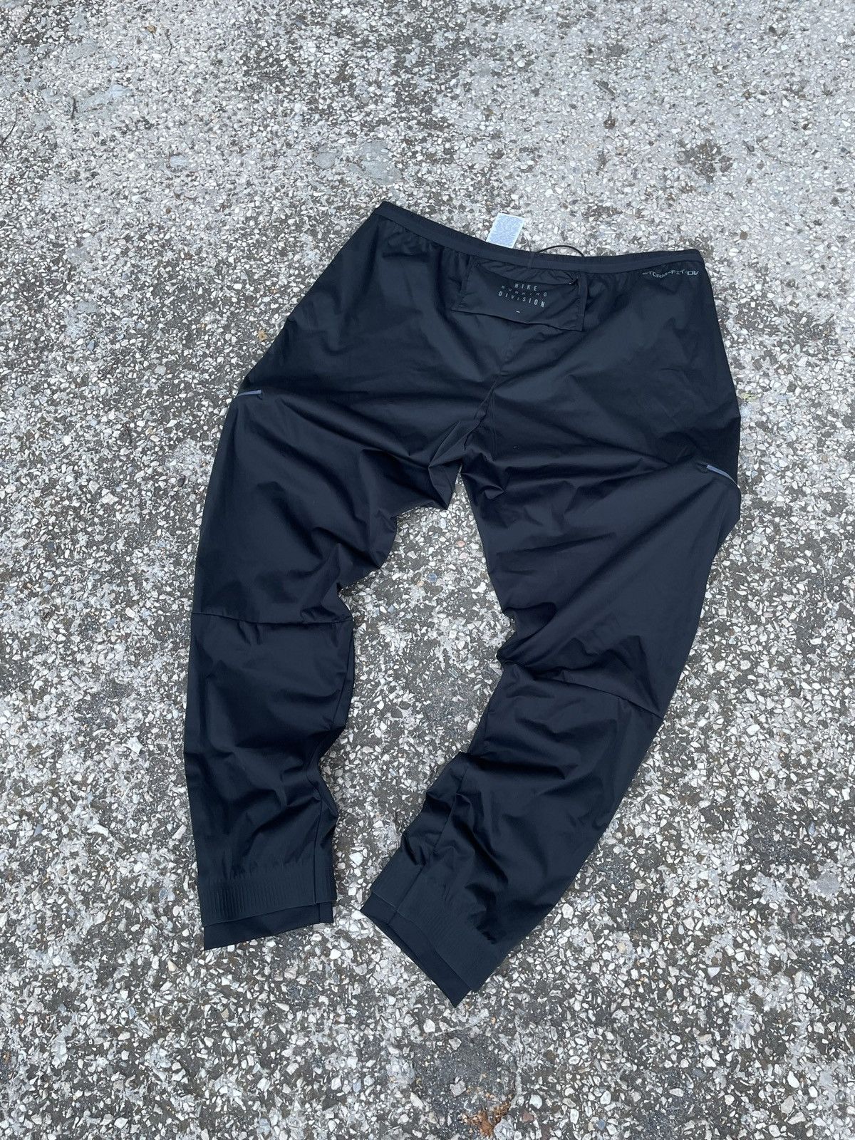 Nike Nike Running Devision track pants Storm Fit Adv reflective Size US 34 / EU 50 - 10 Thumbnail