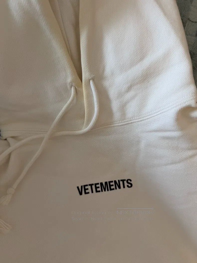 Vetements VETEMENTS White Oversized Hooded Sweatshirt Size US M / EU 48-50 / 2 - 3 Thumbnail