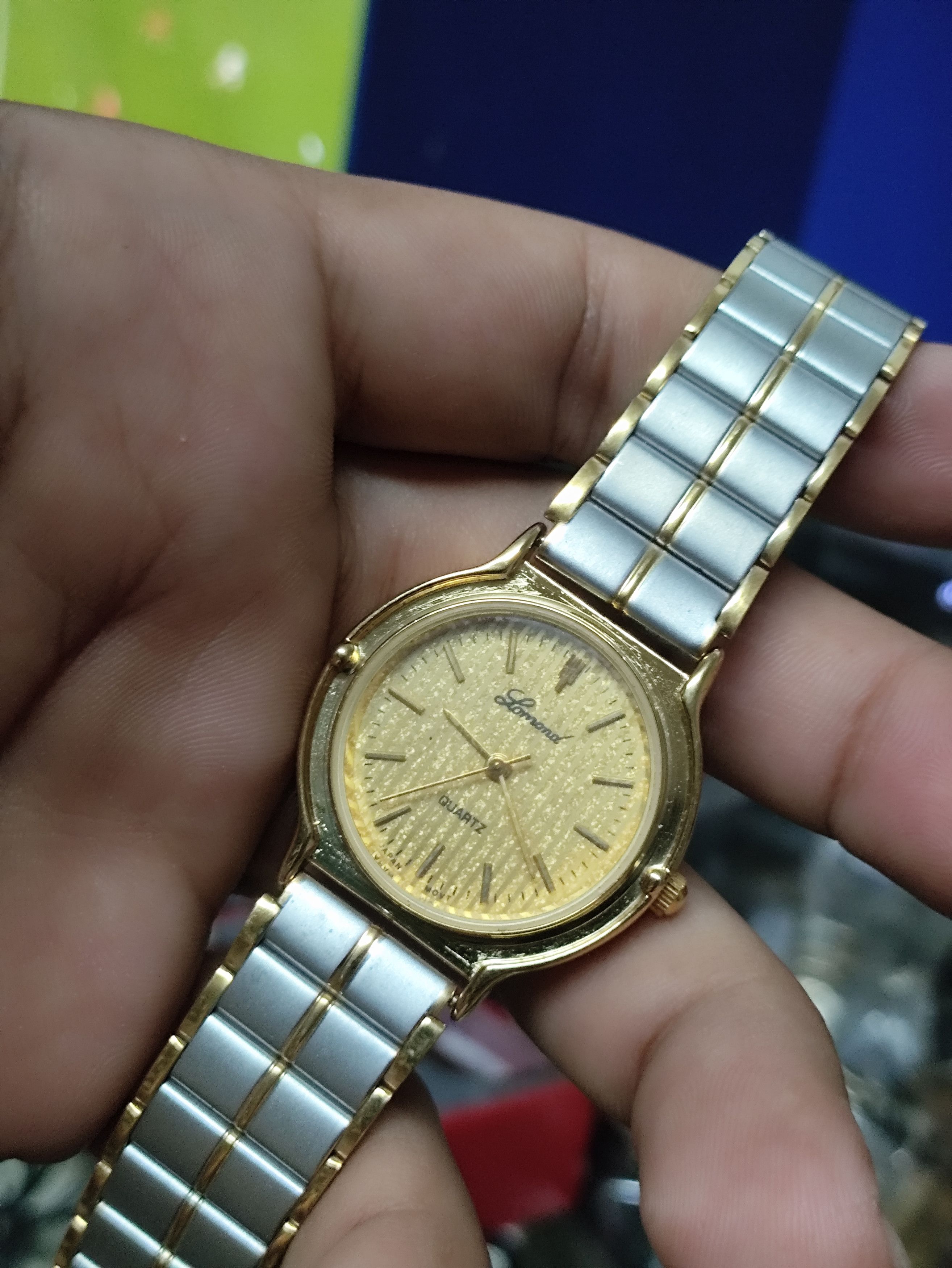 Vintage Vintage LOMAND QUARTZ JAPAN WATCH Design like Gucci Size ONE SIZE - 2 Thumbnail