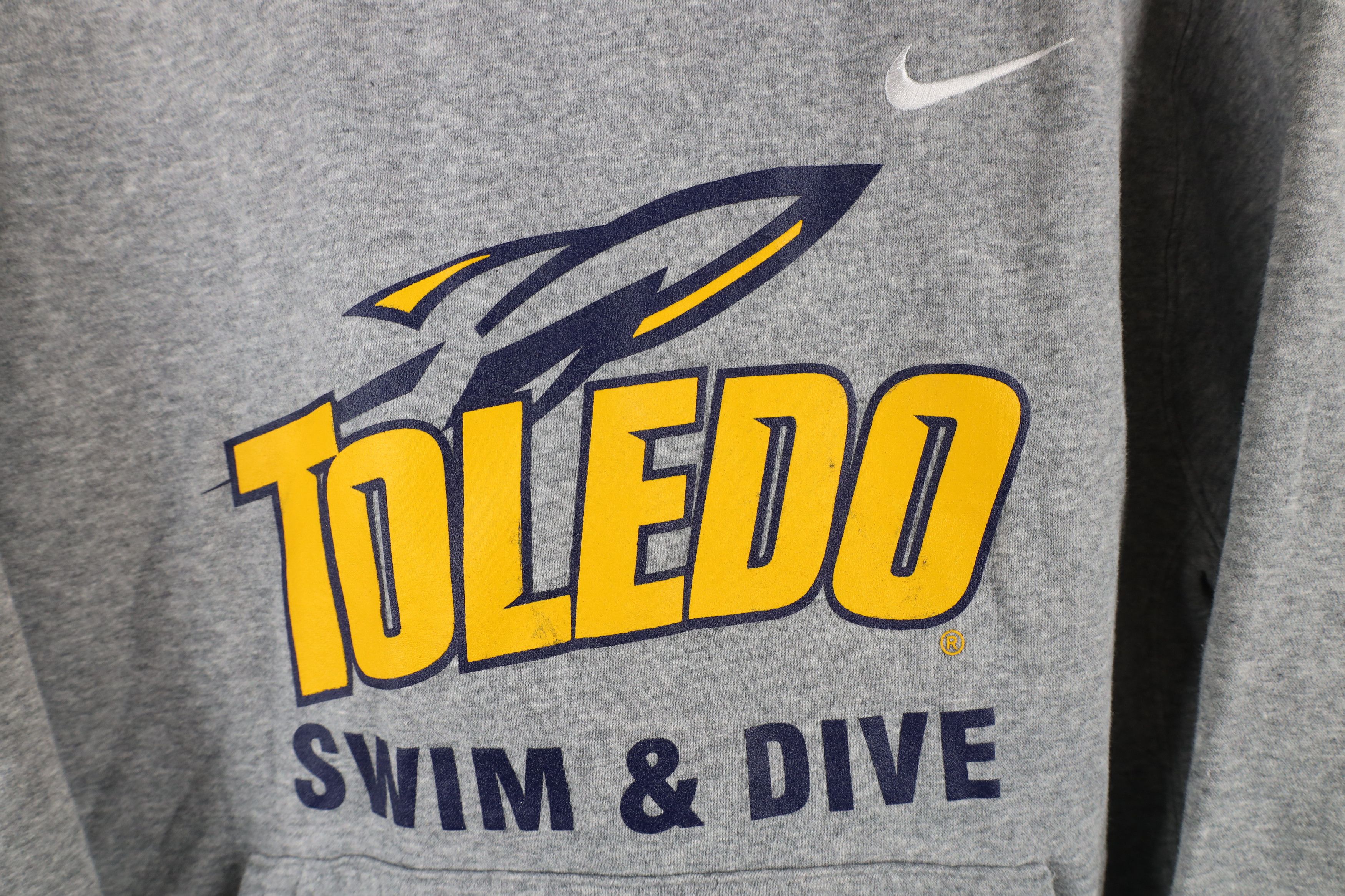 Nike × Vintage Nike University of Toledo Swim & Dive Hoodie Sweatshirt Size US S / EU 44-46 / 1 - 4 Thumbnail