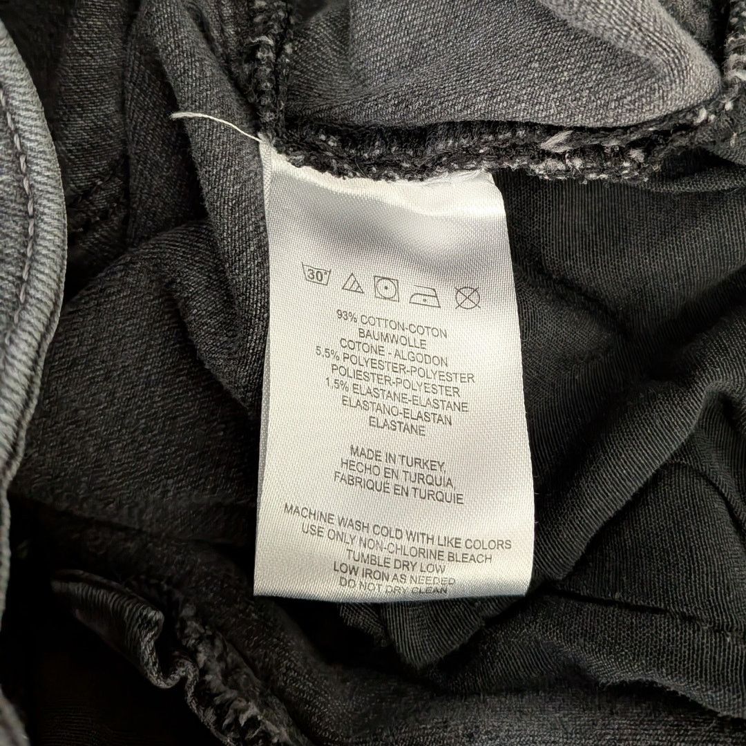 Free People Free People Relaxed Fit Black Denim Jeans w/ Raw Hem Size 28" / US 6 / IT 42 - 4 Thumbnail