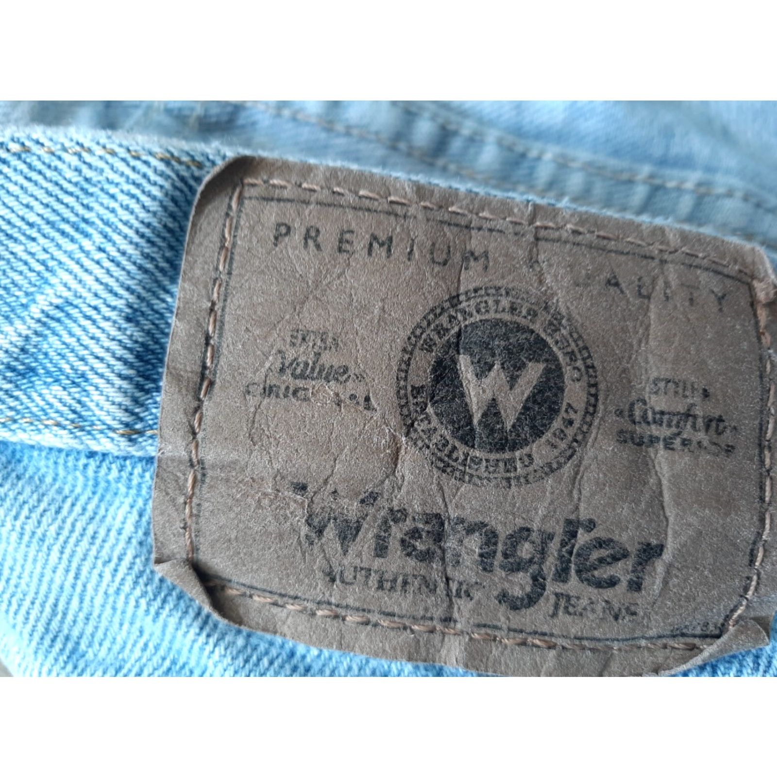 Wrangler Wrangler Pants Mens Size 42x30 Blue Light Wash denim Workwear Pants Straight Mens Regular Capacity Wrangler RIGGS Workwear Size US 42 / EU 58 - 5 Thumbnail