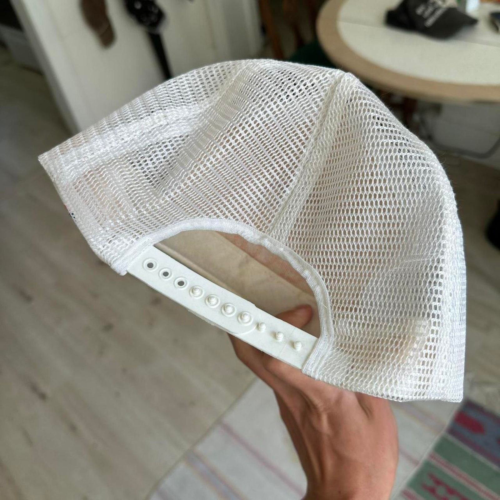 Disney × Vintage Vintage 80s Disney Epcot Center White mesh Trucker Hat Cap Size ONE SIZE - 4 Thumbnail