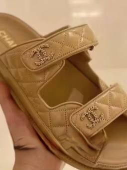 image of Chanel Os11X0124 Sandals In Beige, Women's