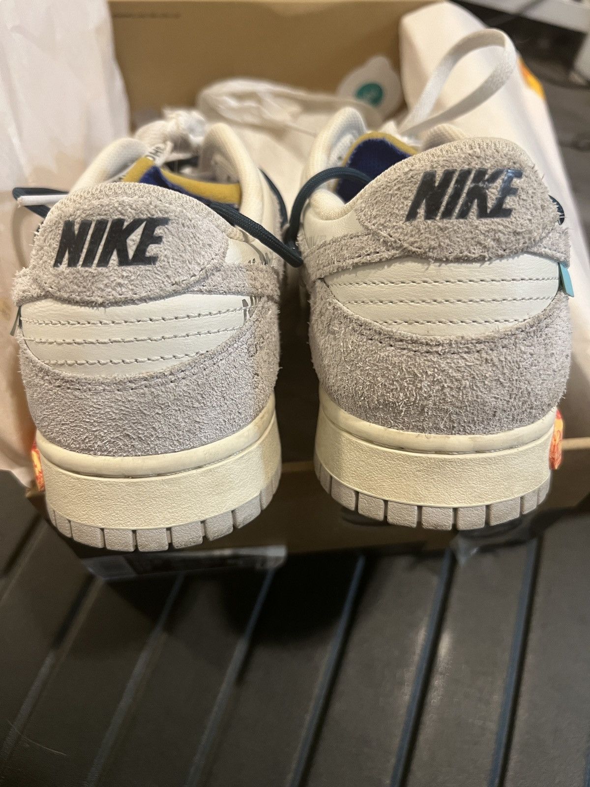 Nike × Off-White Nike Off-White Dunk Low Lot 16 Size US 10.5 / EU 43-44 - 4 Thumbnail