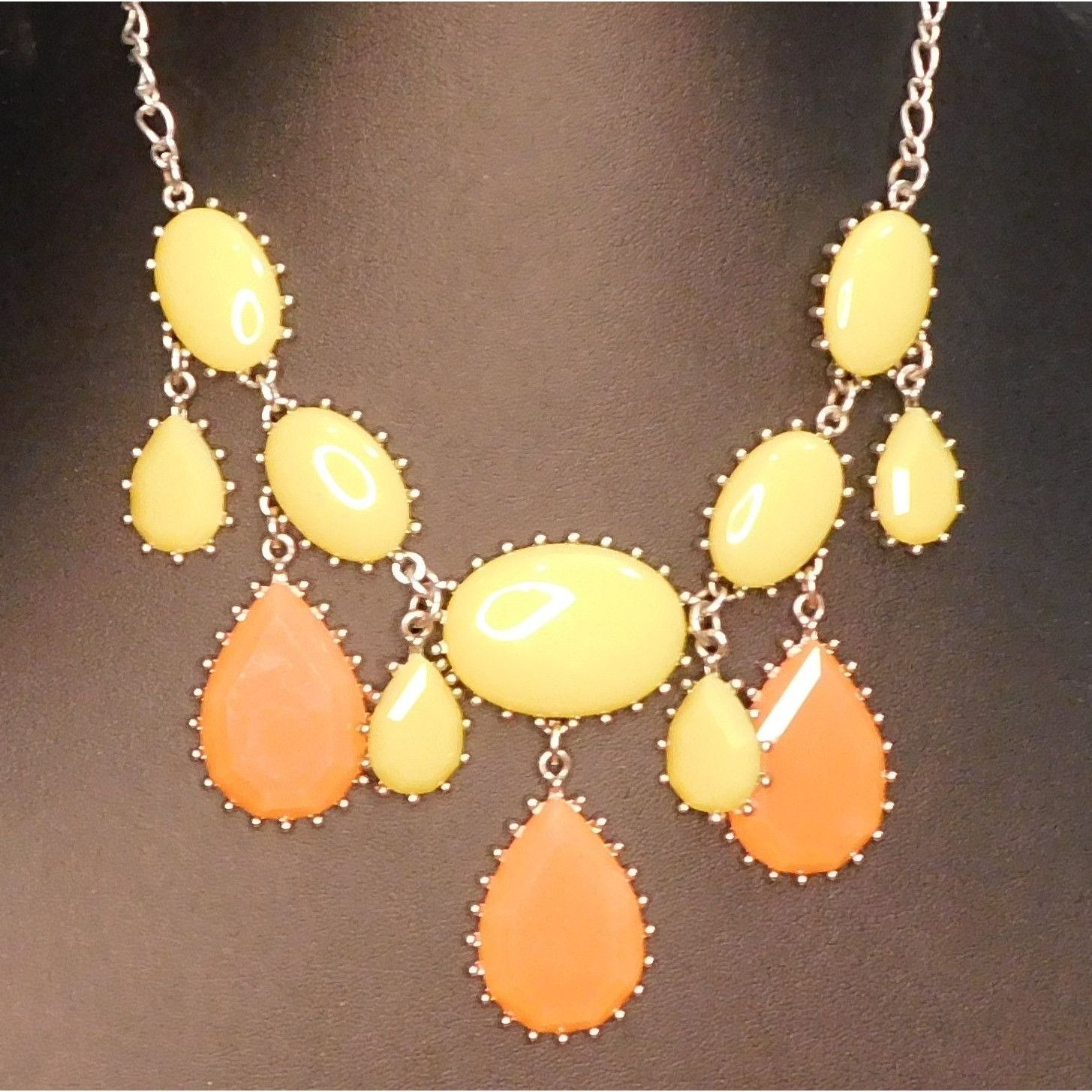 Other 60s Style Green And Orange Statement Necklace Size ONE SIZE - 2 Thumbnail