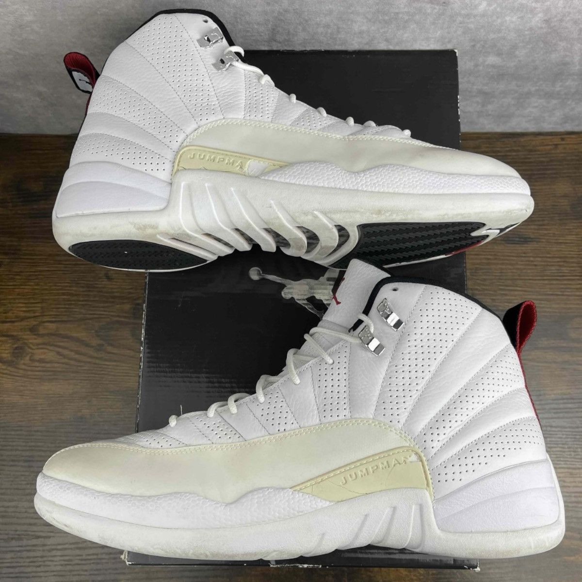 Jordan Brand Air Jordan 12 Retro Rising Sun 2009 Size 13 130690-163 White Size US 13 / EU 46 - 3 Thumbnail