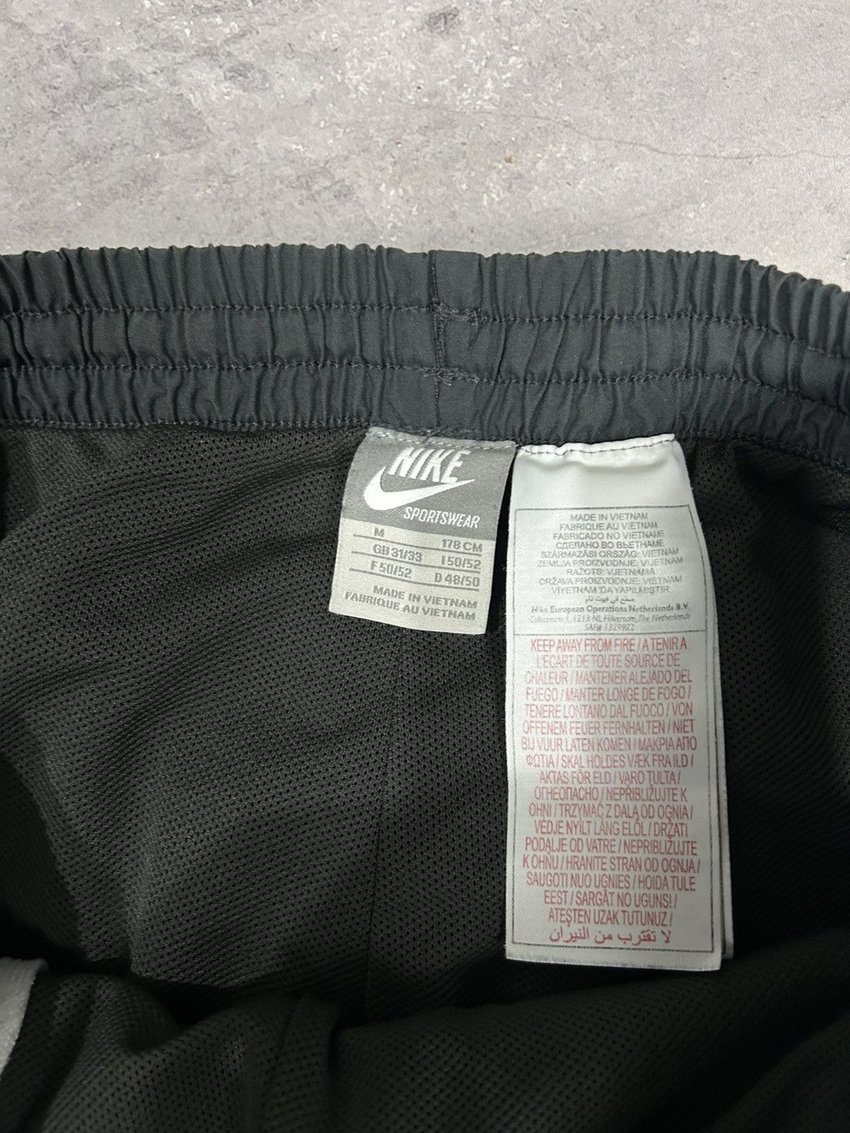 Nike Rare Vintage Nike Drill Track Pants TN Swoosh Size US 32 / EU 48 - 13 Thumbnail