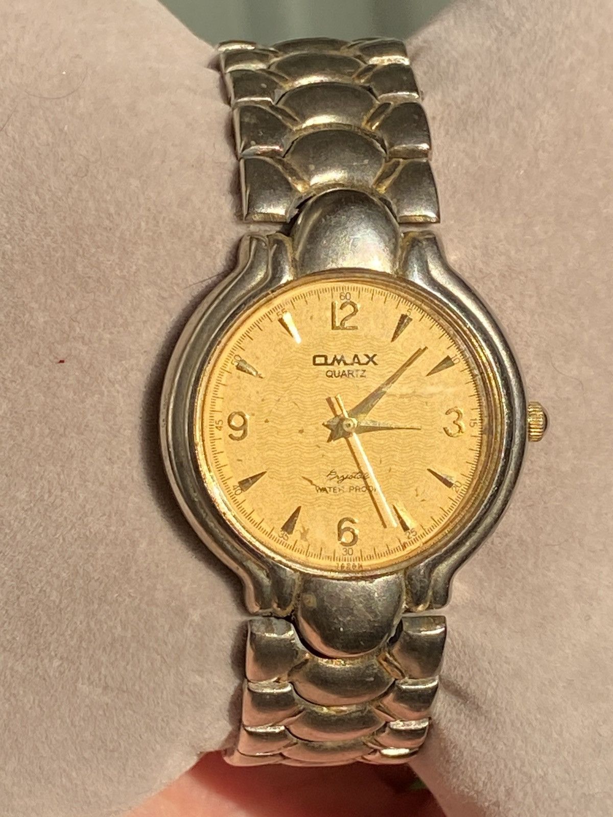 Japanese Watch, Vintage 00S Luxury Bracelet, Work in Grey, Men's