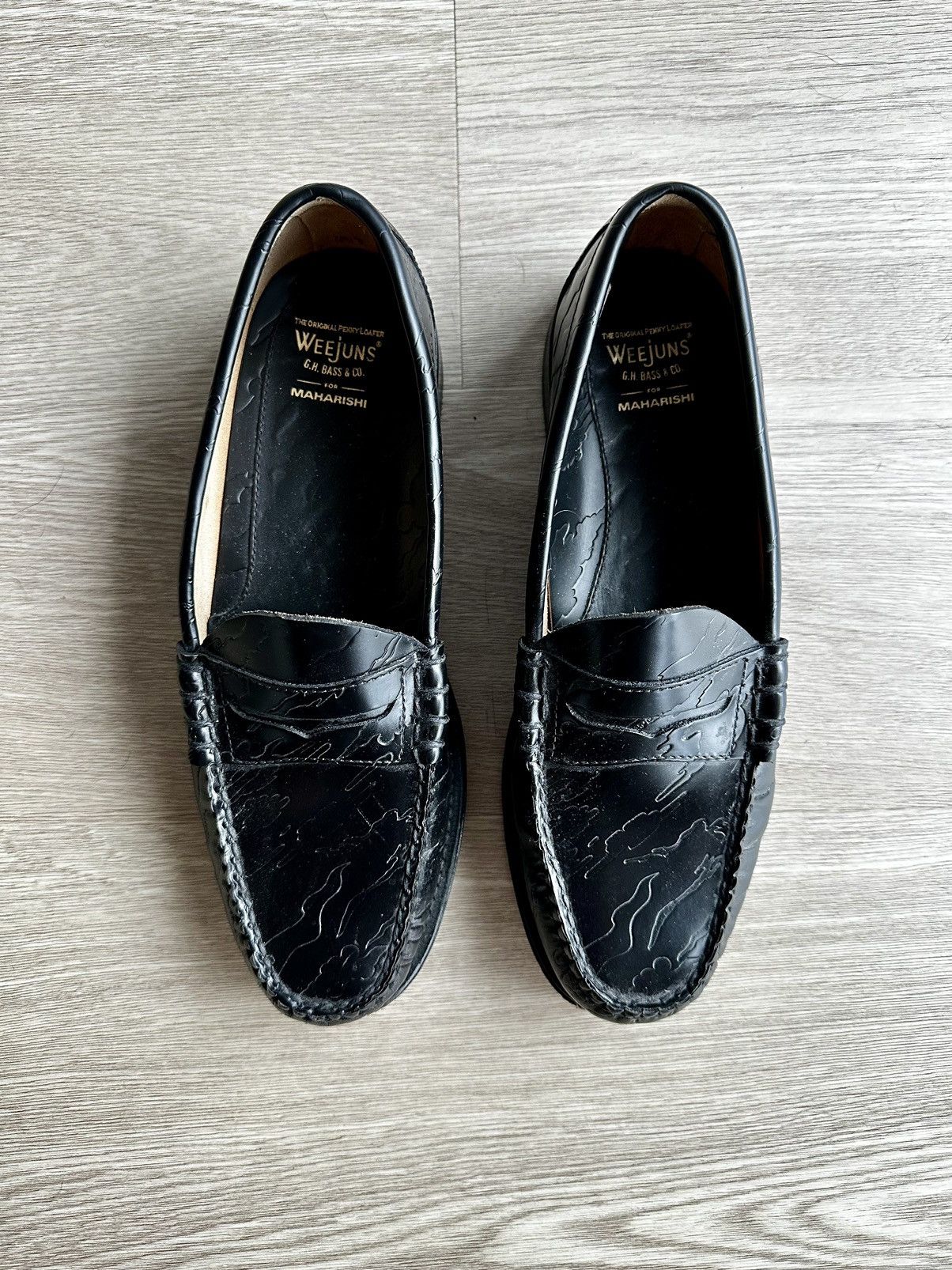 G.H. Bass & Co. x Madewell Black Suede Loafers G.H. Bass & Co. Gh Bass x Madewell Suede Weejun lug sole  main image 2